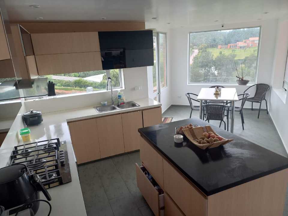 ARRIENDO CASA CAMPESTRE CON DIEZ MIL M2. 16 linda_y_moderna_casa_en_chia_1667081480-9019_2492.jpg