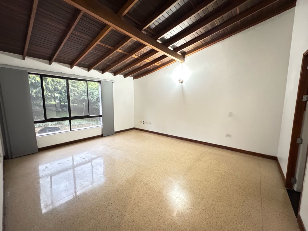 se_arrienda_o_vende_casa_el_po_1739234785-2102_8602.jpeg