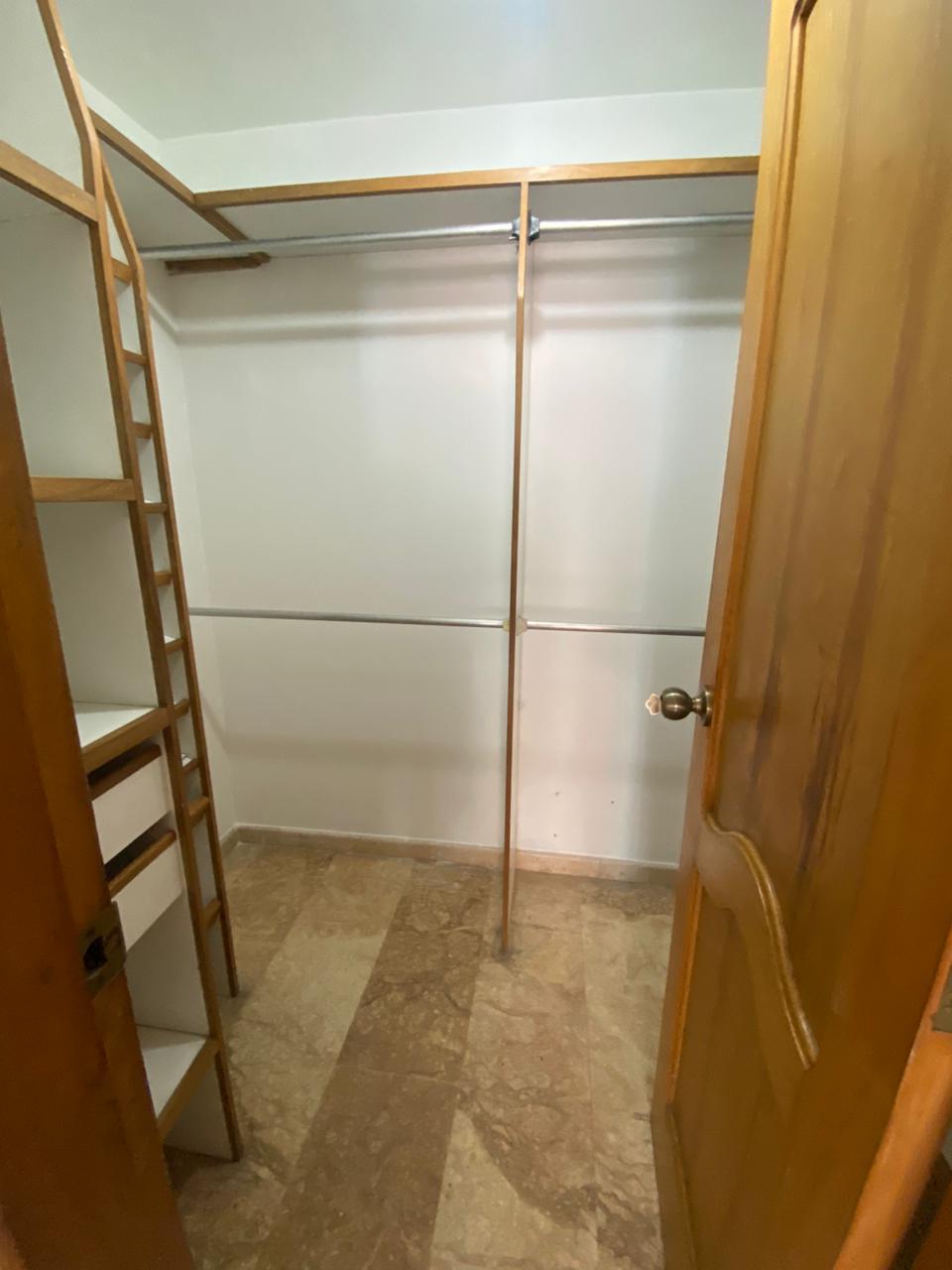 SE ARRIENDA VENDE APARTAMENTO EN EL EDIFICIO LITUANIA, LAURELES 11 1175411220251027115011.jpeg