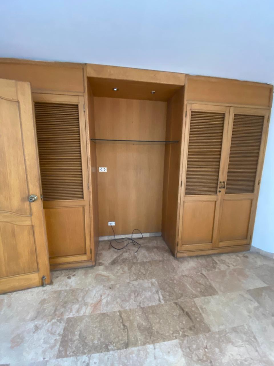 SE ARRIENDA VENDE APARTAMENTO EN EL EDIFICIO LITUANIA, LAURELES 12 1175411320251027115017.jpeg