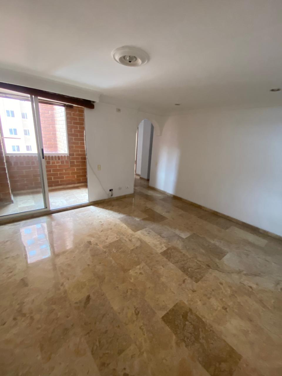 SE ARRIENDA VENDE APARTAMENTO EN EL EDIFICIO LITUANIA, LAURELES 14 1175411620251027115058.jpeg