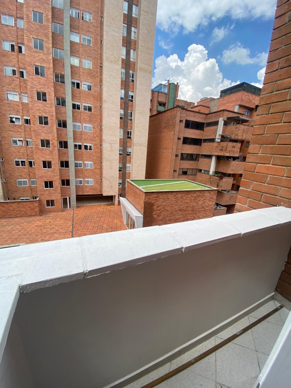 SE ARRIENDA VENDE APARTAMENTO EN EL EDIFICIO LITUANIA, LAURELES 21 1175412220251027115314.jpeg