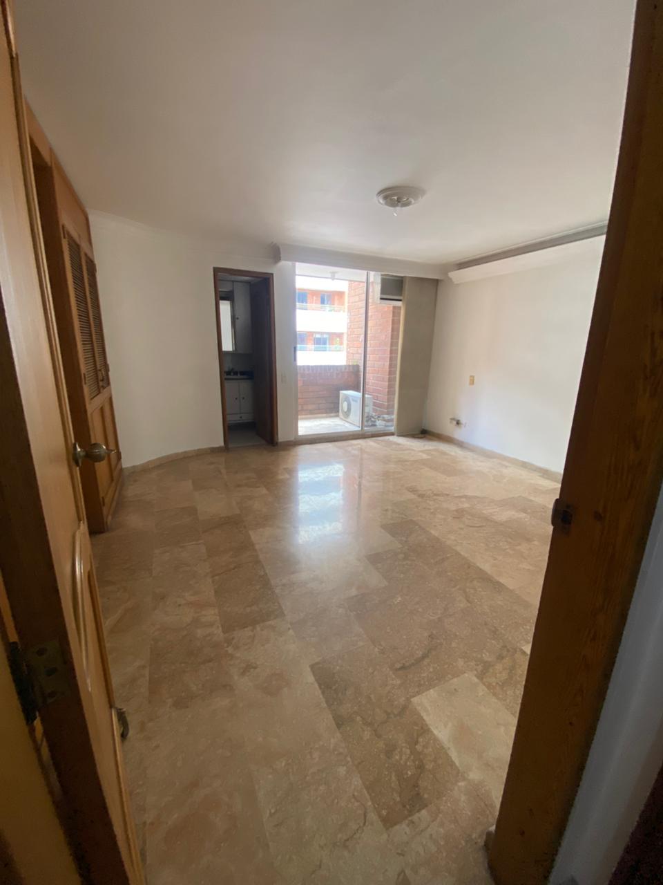 SE ARRIENDA VENDE APARTAMENTO EN EL EDIFICIO LITUANIA, LAURELES 8 117541820251027114904.jpeg