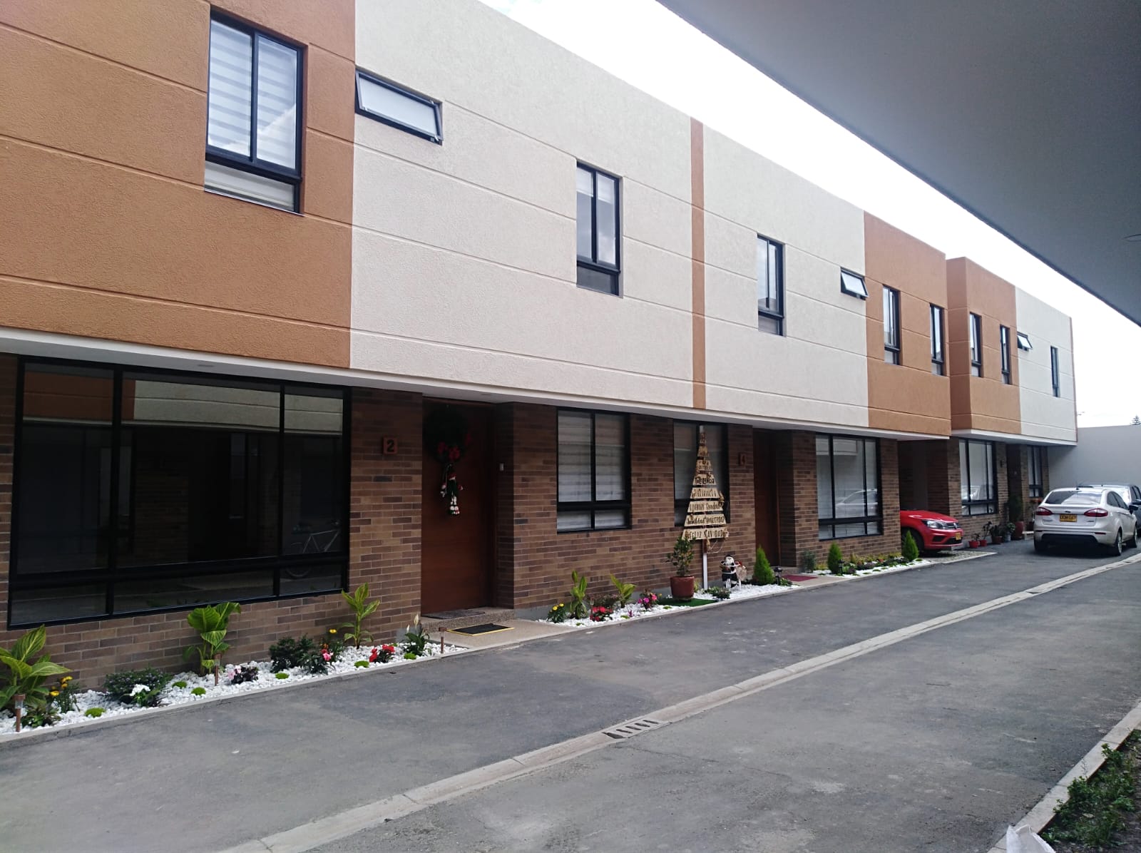 Casa en venta o arriendo en exclusivo conjunto cerrado – Cota, 150 m² 1 145411420251023094030.jpg