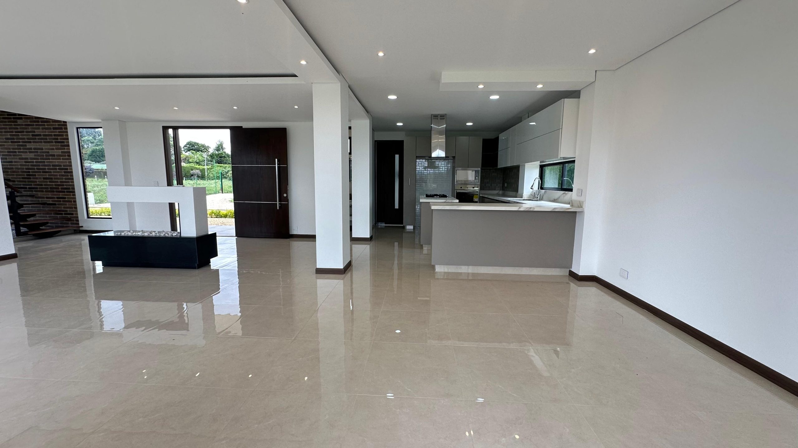 Arriendo o Vendo casa para estrenar en parcelas de Cota 9 145411920250516105731.jpeg