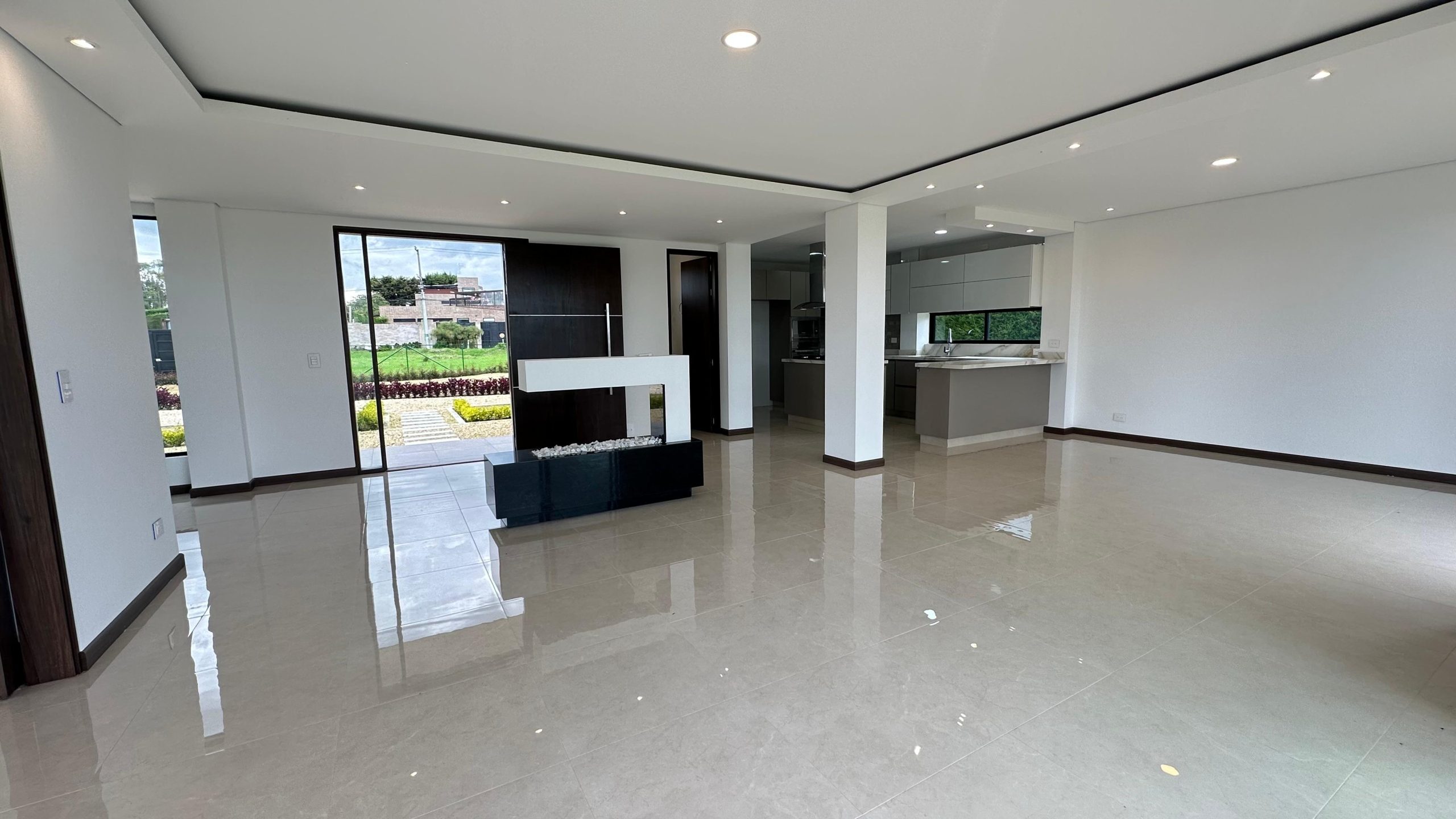 Arriendo o Vendo casa para estrenar en parcelas de Cota 8 145412020250516105732.jpeg