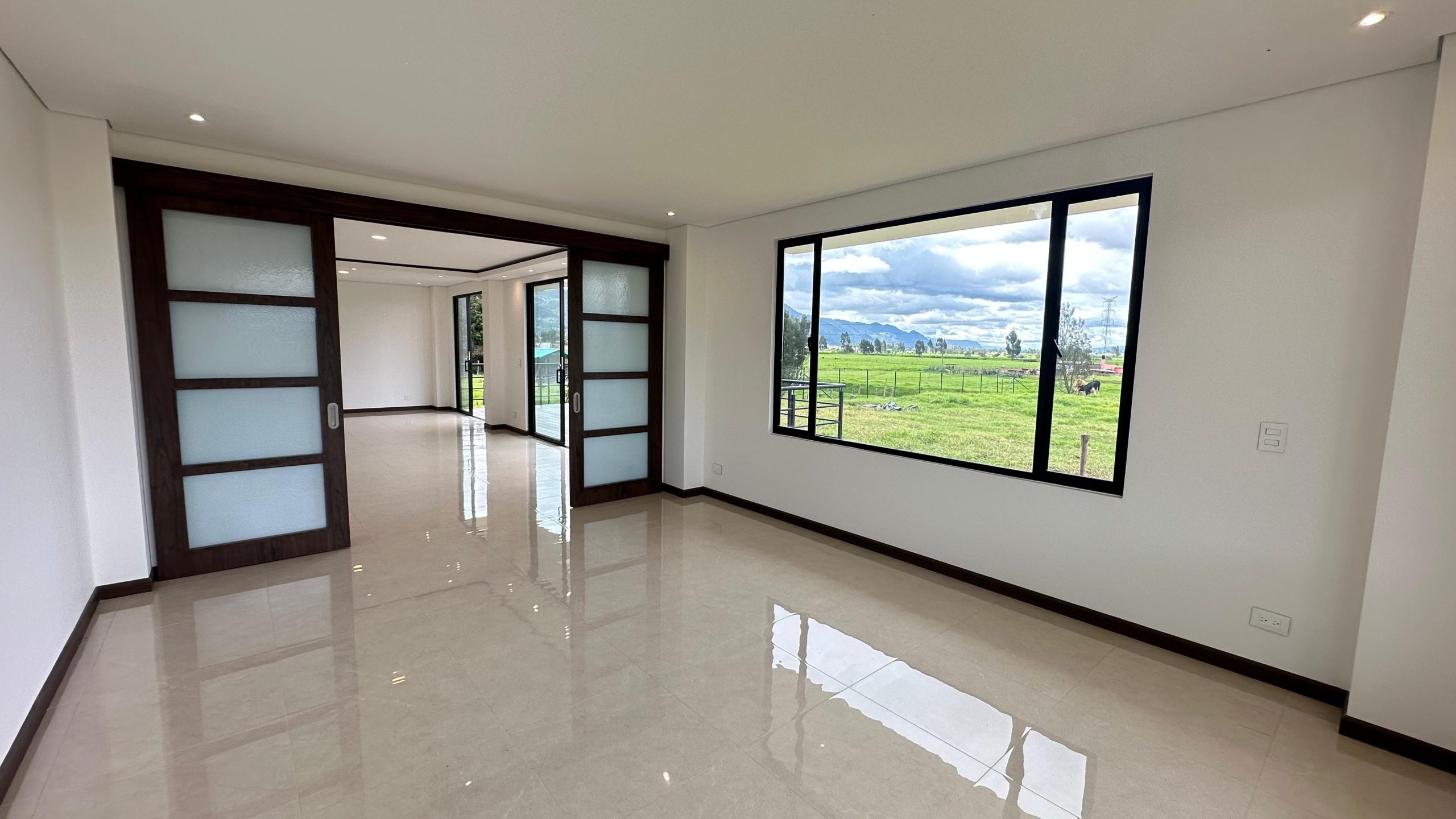 Arriendo o Vendo casa para estrenar en parcelas de Cota 15 145412220250516105733.jpeg