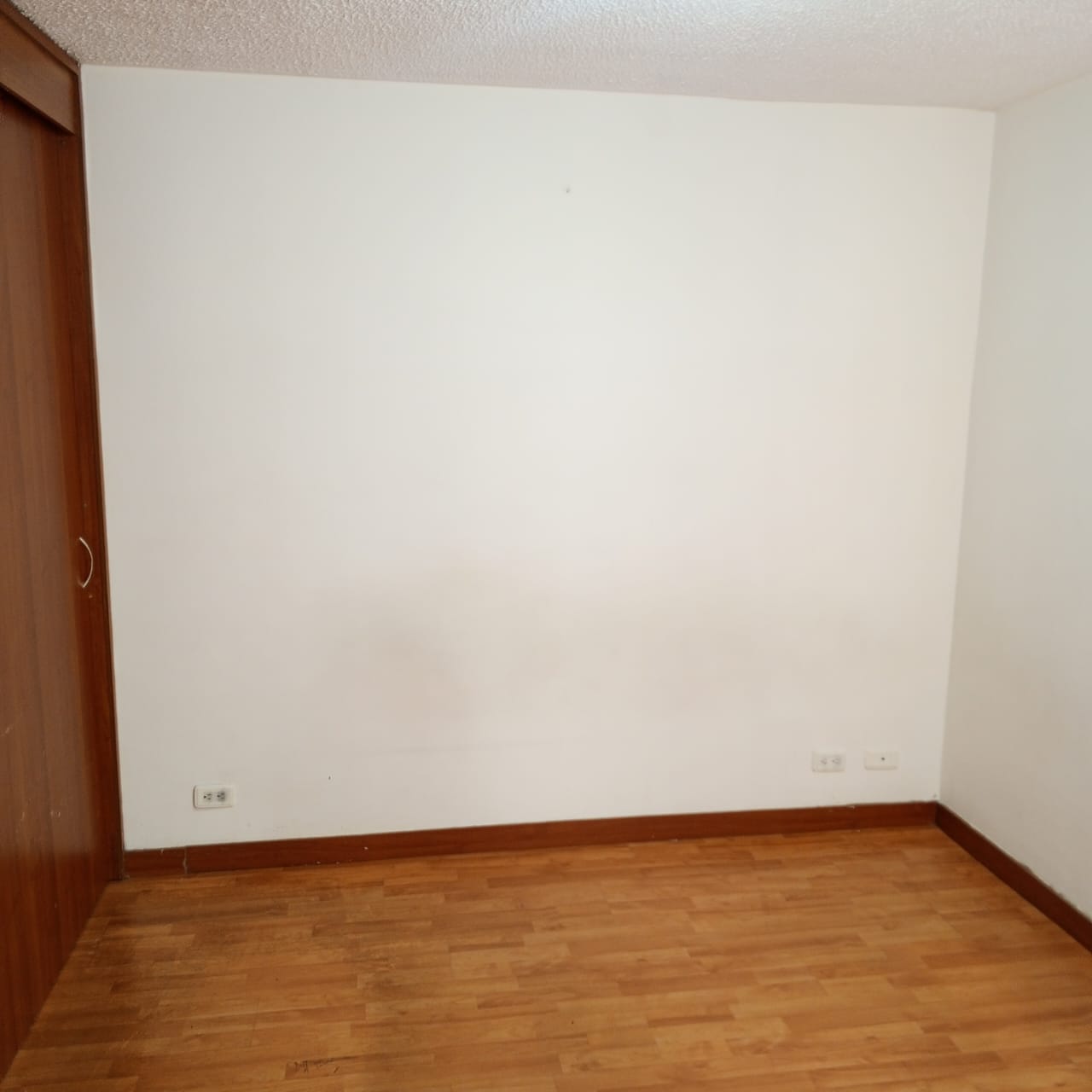 Apartamento tipo loft en arriendo, segundo piso, pradera Norte Bogotá 7 14541320251023085021.jpg