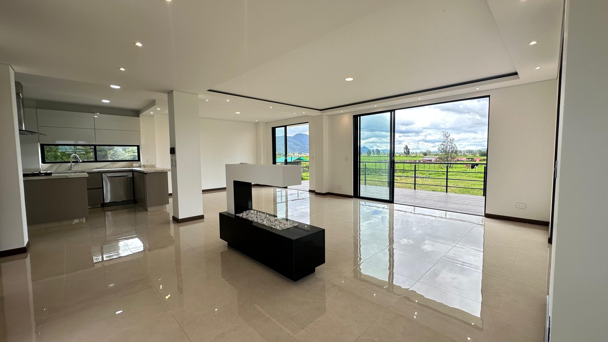 Arriendo o Vendo casa para estrenar en parcelas de Cota 5 145413220250516105740.jpeg