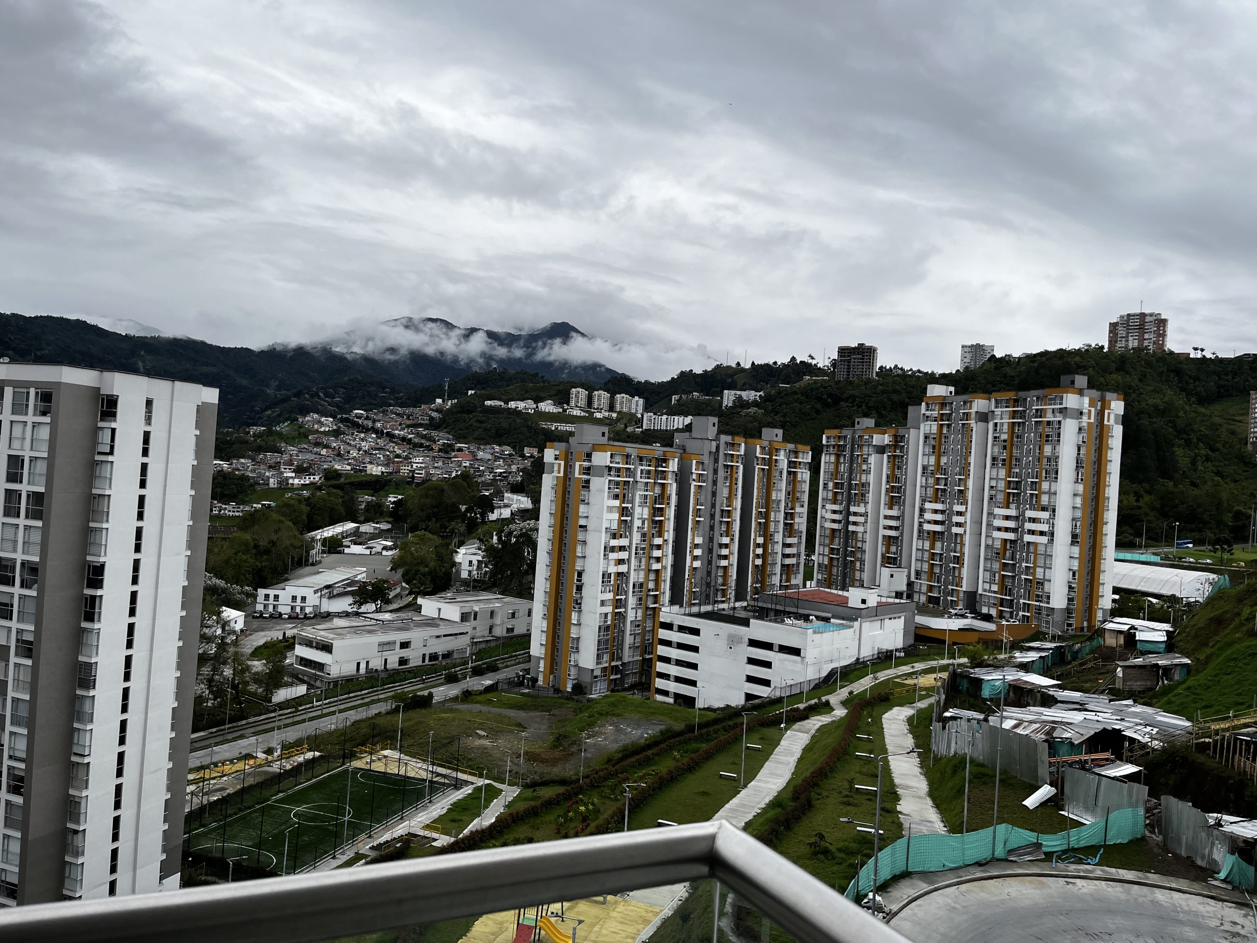 ARRIENDO APARTAMENTO EN LAURELES MANIZALES | ARRIENDOS MZL 16 153512320251029052017.jpg