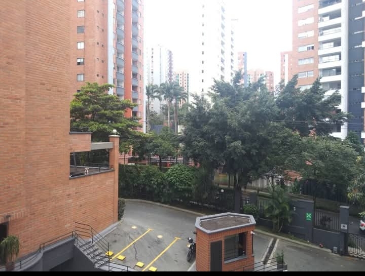 Se arrienda Apartamento en la loma de los bernal 11 157611020251023055609.jpg