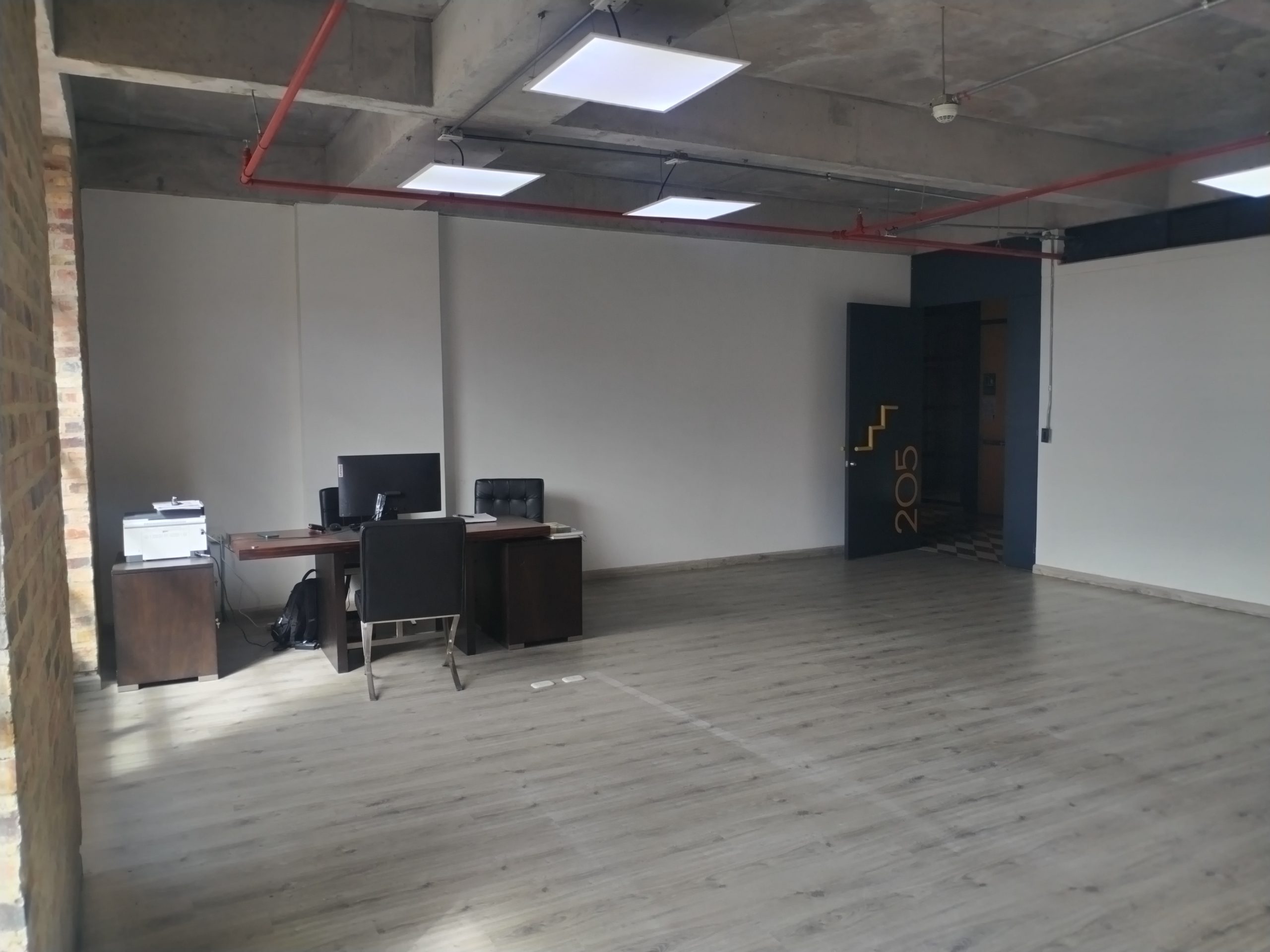 ARRIENDO OFICINA 60 M2 SAN ROQUE - CAJICÁ 3 17016120251022061515.jpg