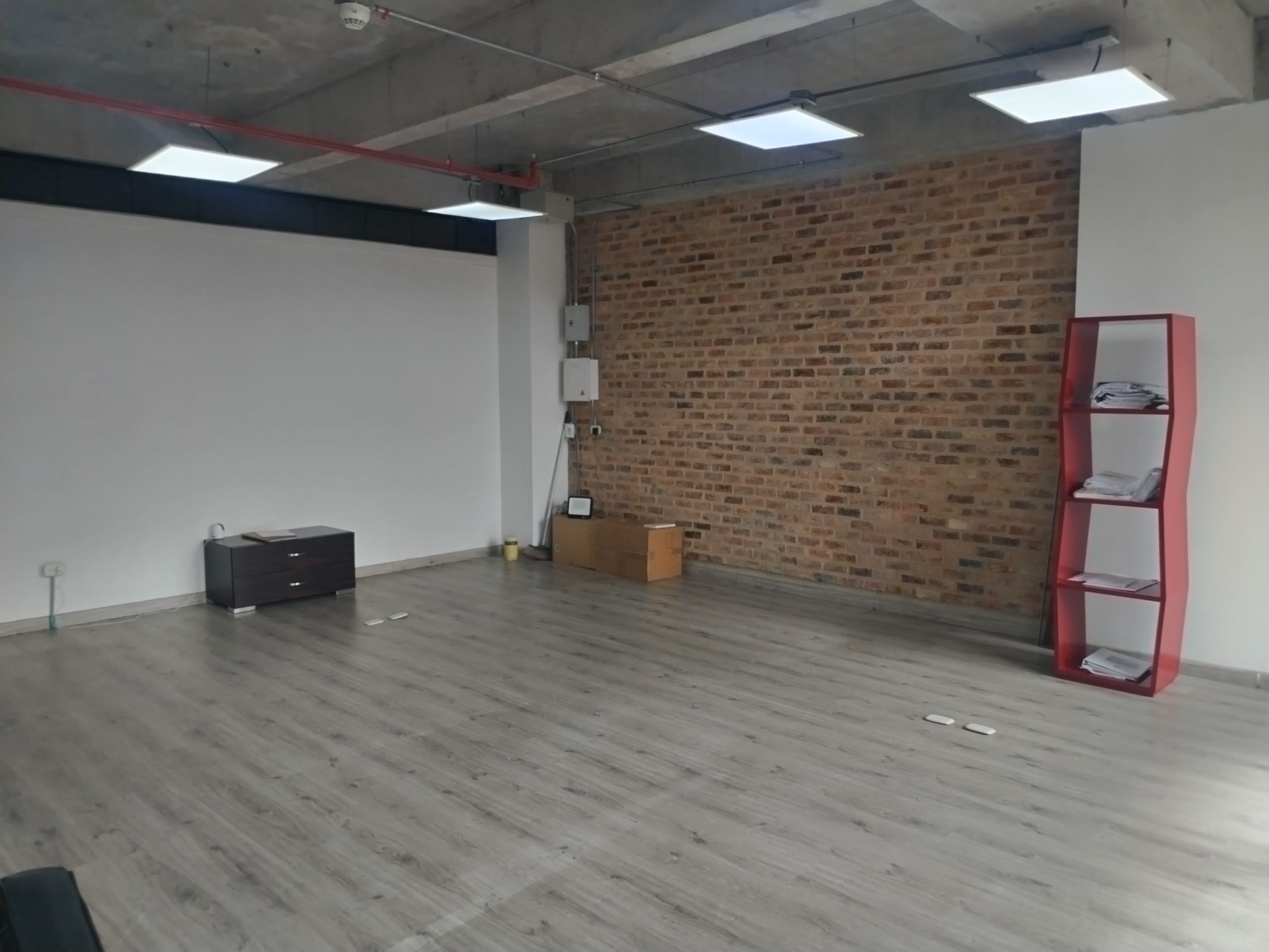 ARRIENDO OFICINA 60 M2 SAN ROQUE - CAJICÁ 5 17016320251022061516.jpg