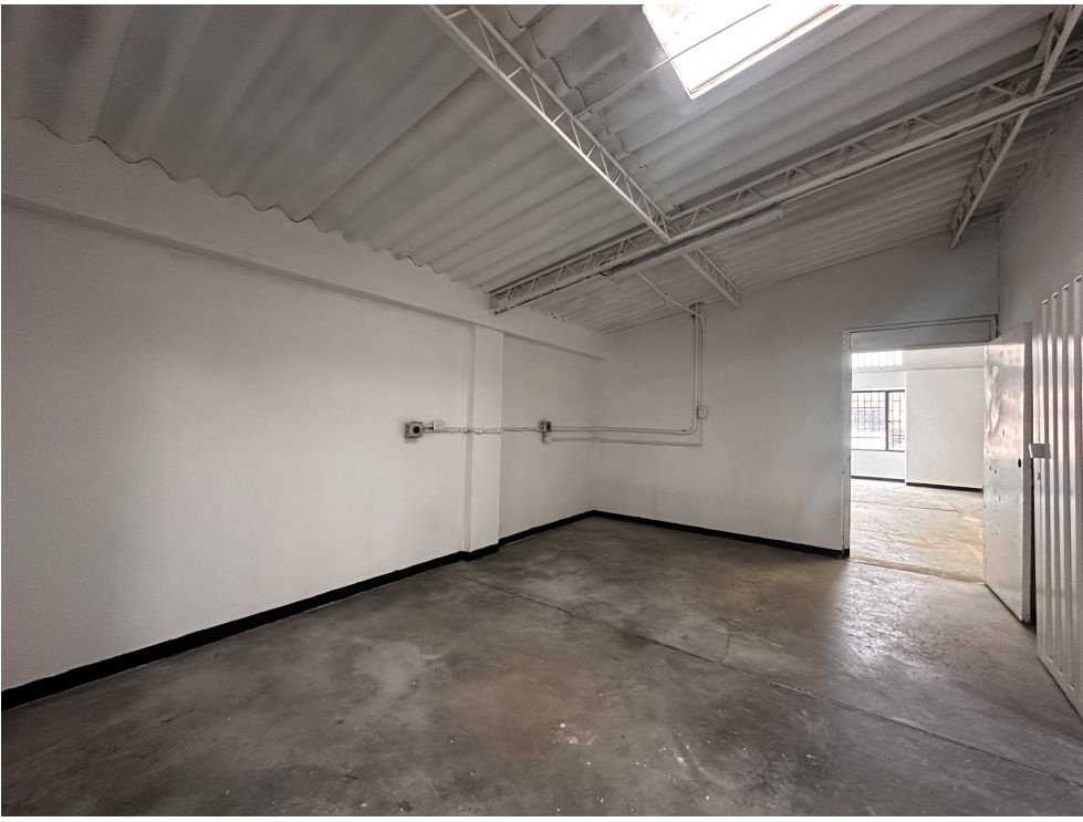 Bodega en Arriendo – Barrio Gaitán – 537 m² 8 178741120251022051550.jpeg