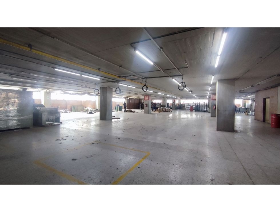Bodega en arriendo – Montevideo – 8.000 m² 4 17874320251023043100.jpeg