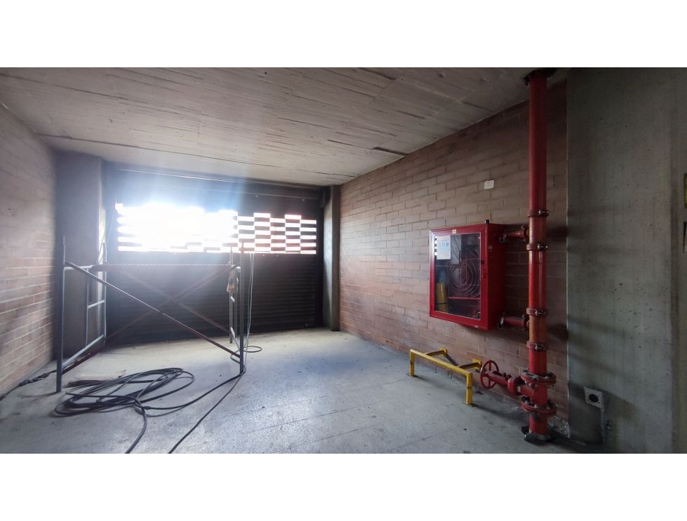 Bodega en arriendo – Montevideo – 8.000 m² 7 17874620251023043108.jpeg