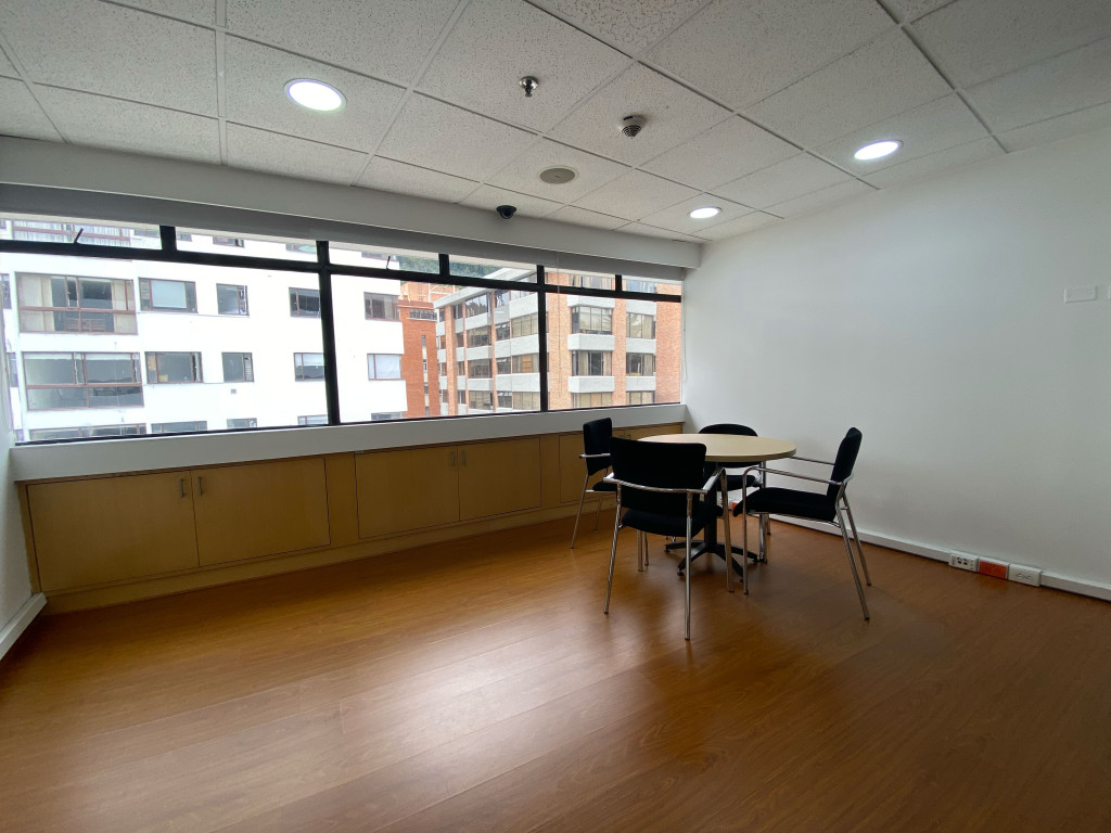 Oficina en arriendo – Chapinero – 332 m² 7 17874620251028040822.jpg