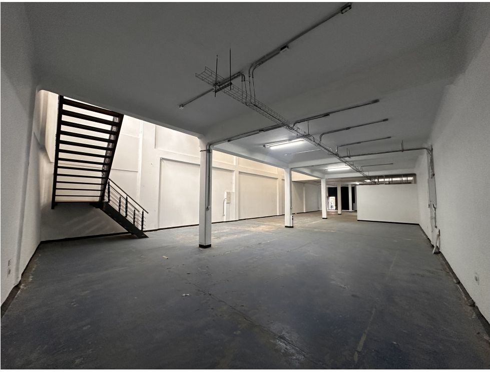 Bodega en Arriendo – Barrio Gaitán – 537 m² 4 17874720251022051539.jpeg