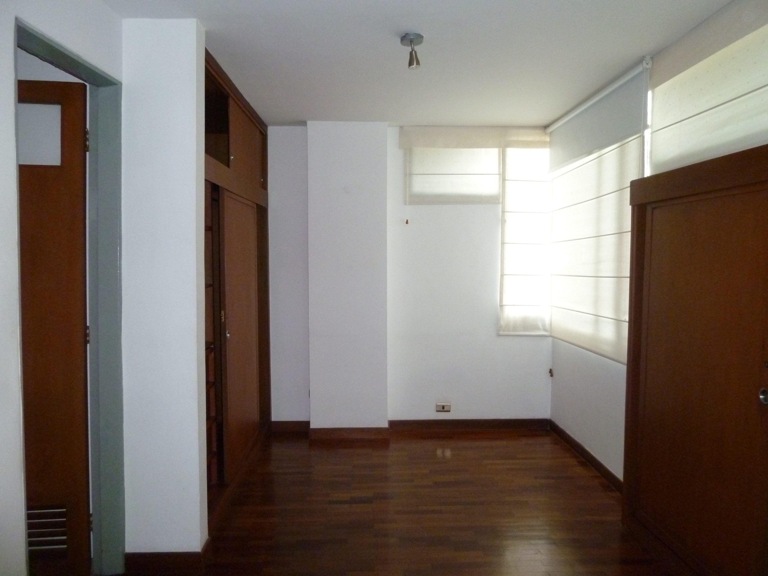 Arriendo Apartamento Park Way Bogota 7 304031720251029010738.jpg