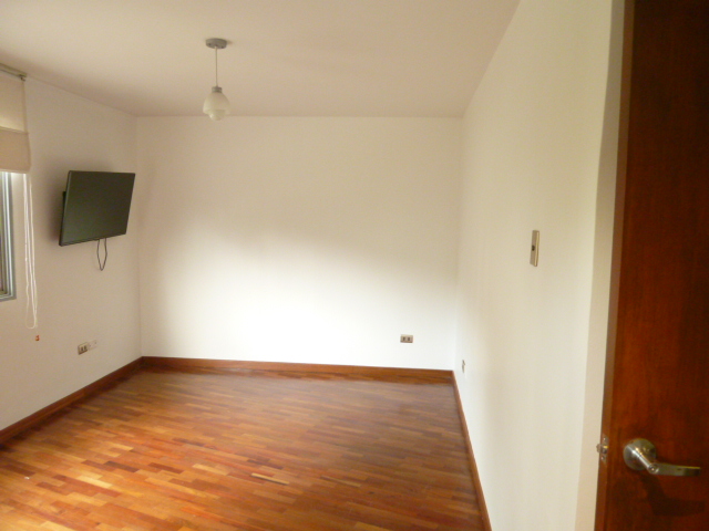 Arriendo Apartamento Park Way Bogota 9 304032420251029010741.jpg