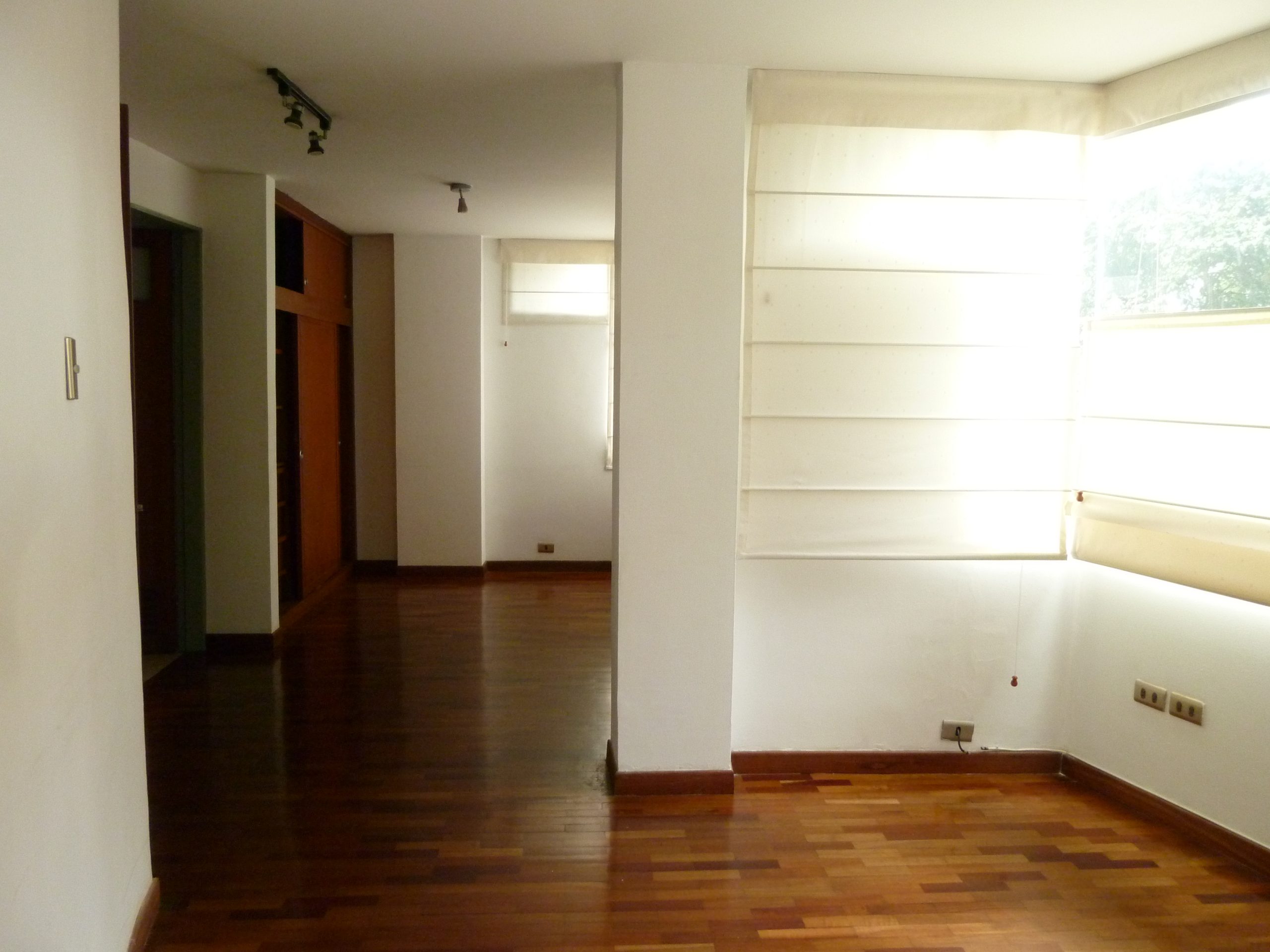 Arriendo Apartamento Park Way Bogota 6 304032620251029010742.jpg
