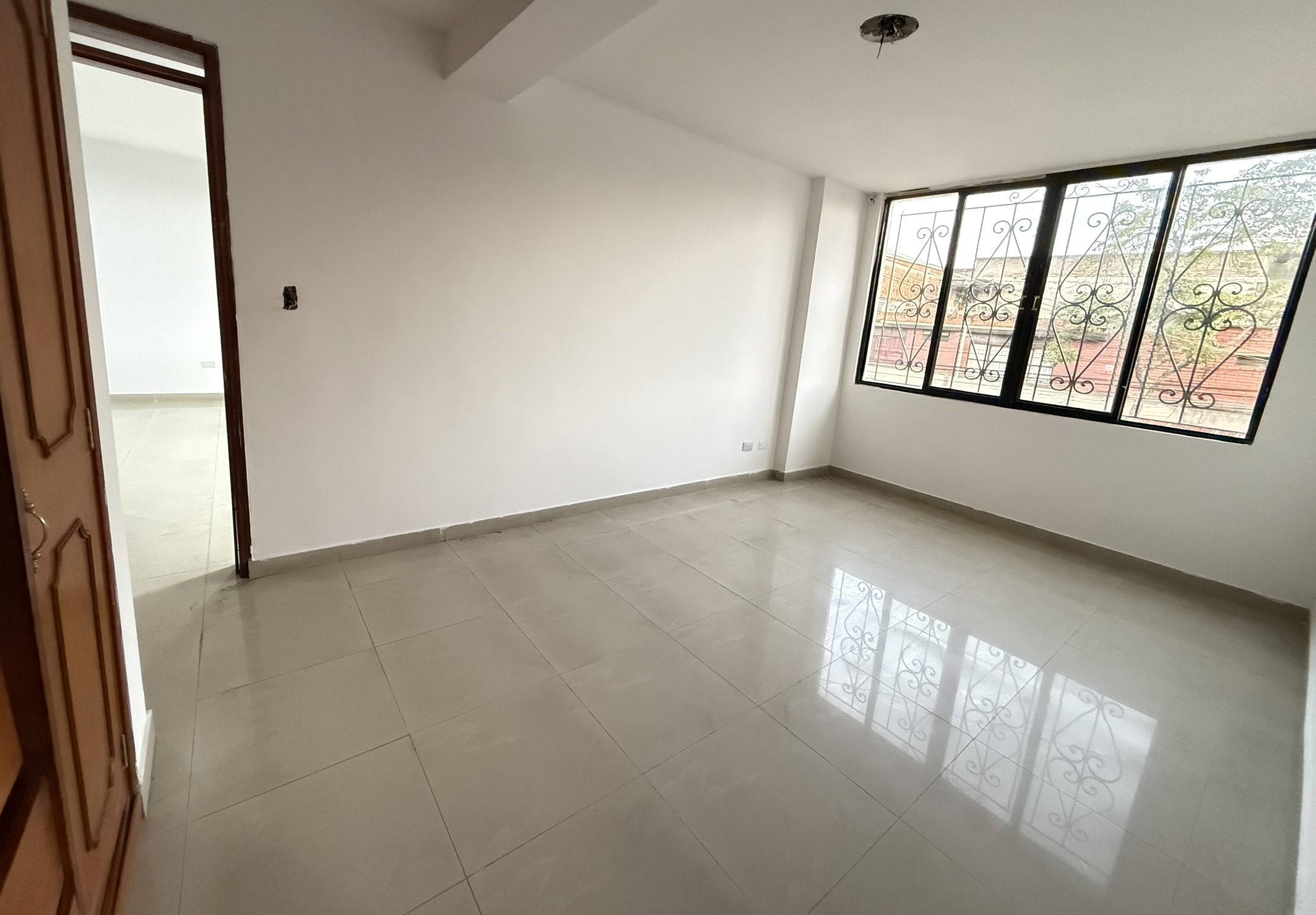 Casa amplia de 3 niveles con terraza en Colseguros – Cali 12 484471320251019120630.jpeg