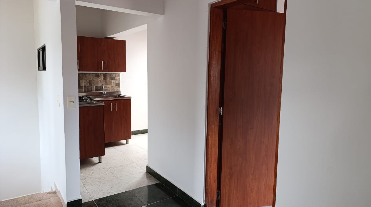 APARTAESTUDIO EN ARRIENDO EN LA CEJA, TERCER PISO. 4 7933120251024041305.jpeg