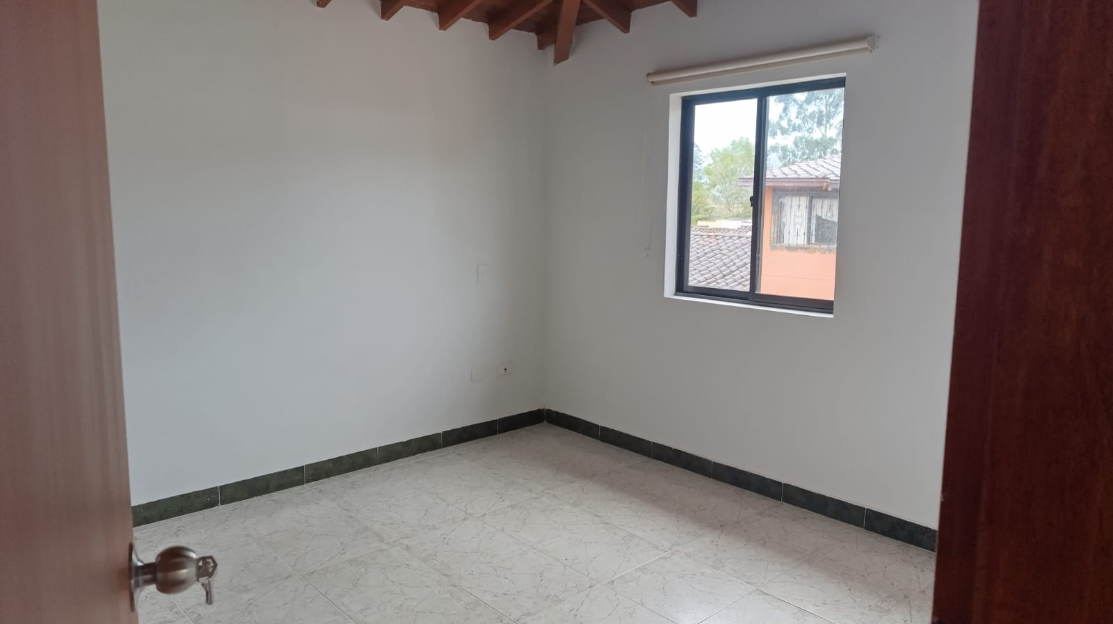 APARTAESTUDIO EN ARRIENDO EN LA CEJA, TERCER PISO. 8 7933320251024041305.jpeg