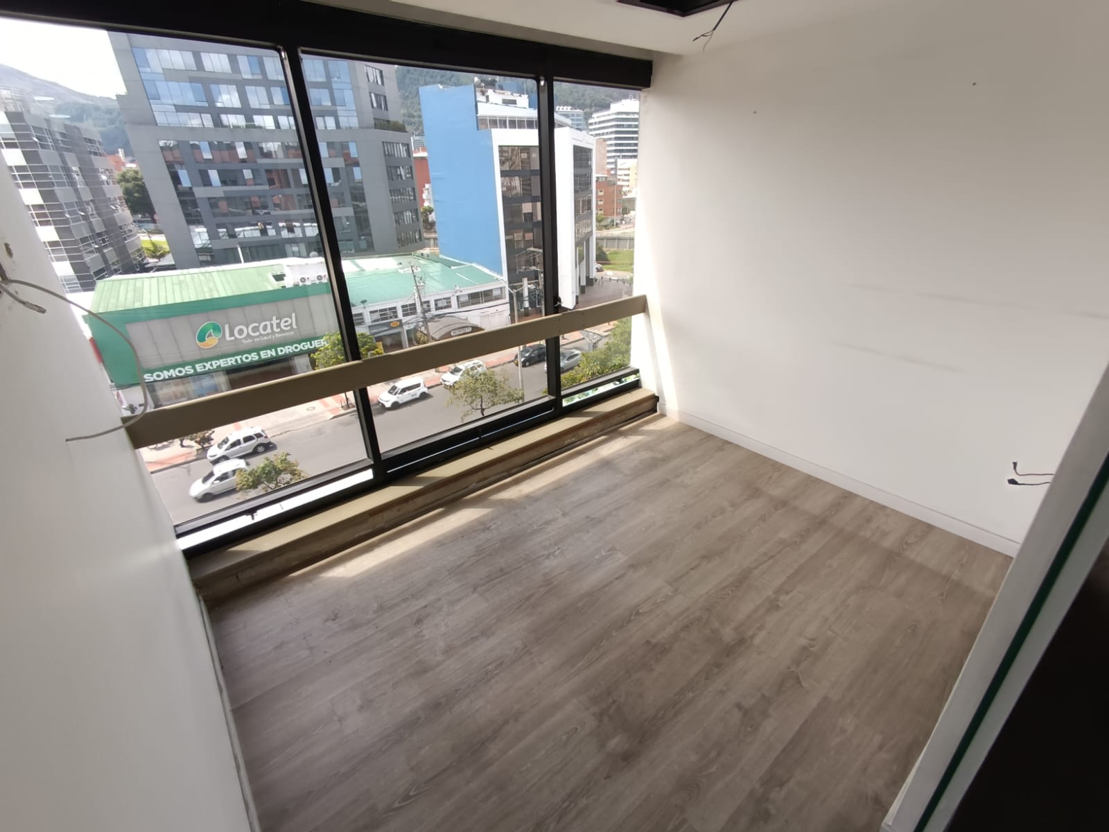 OFICINA EN VENTA O ARRIENDO CHICO NORTE 13 79811120251027051133.jpeg