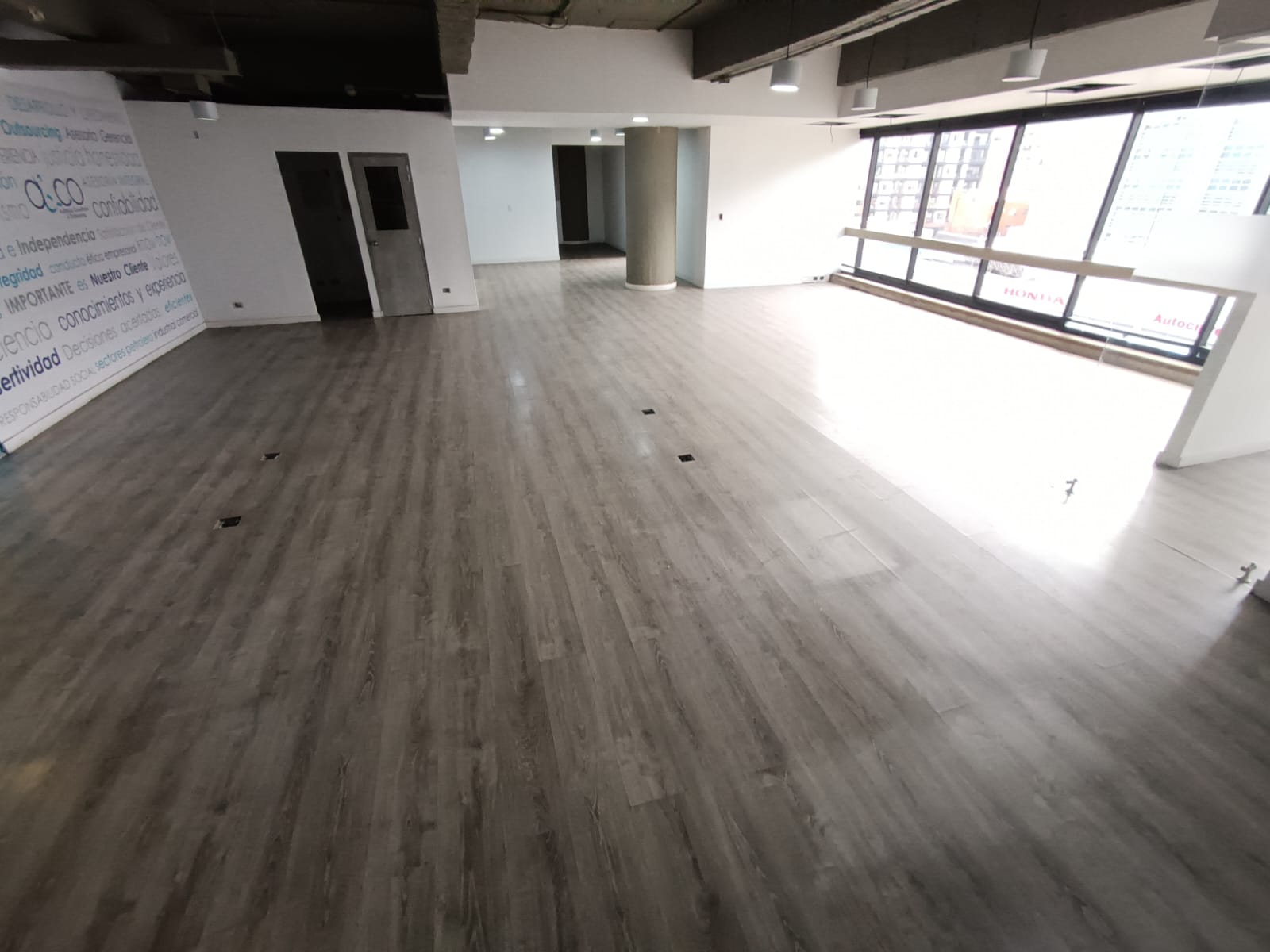 OFICINA EN VENTA O ARRIENDO CHICO NORTE 14 79811220251027051134.jpeg