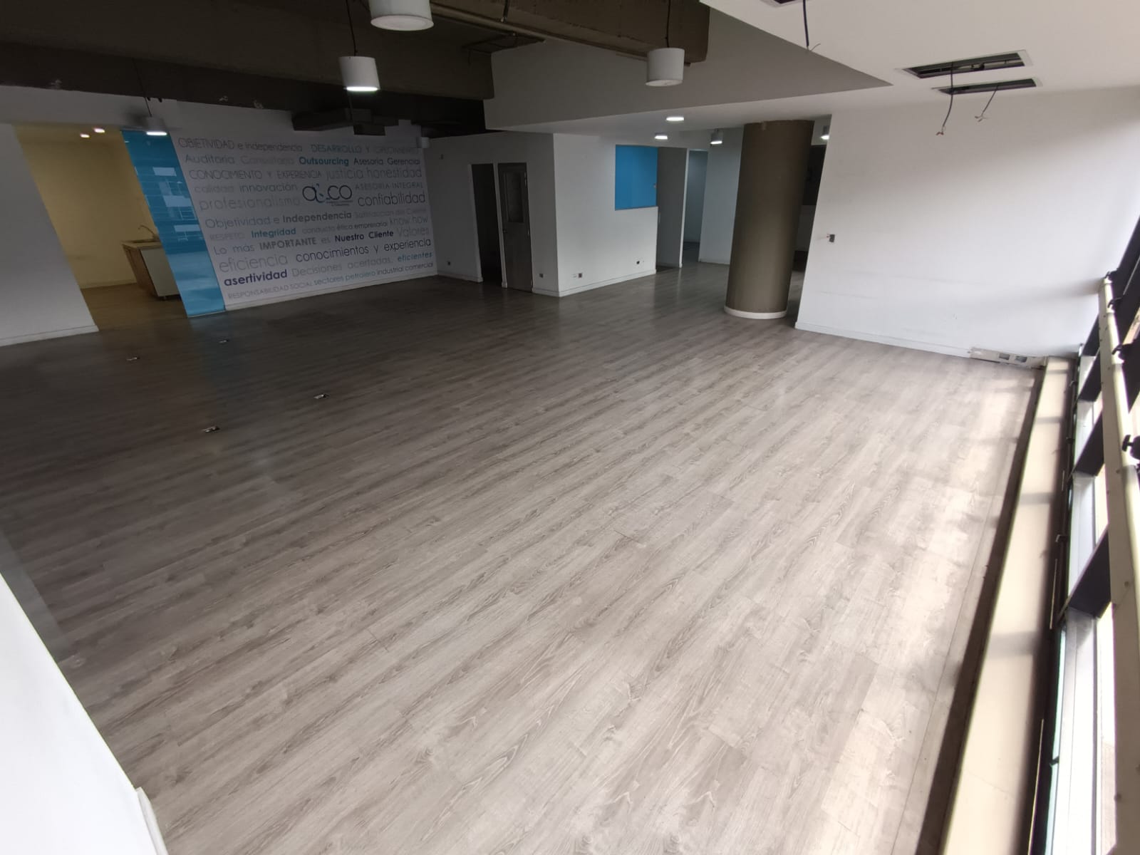 OFICINA EN VENTA O ARRIENDO CHICO NORTE 17 79811820251027051135.jpeg