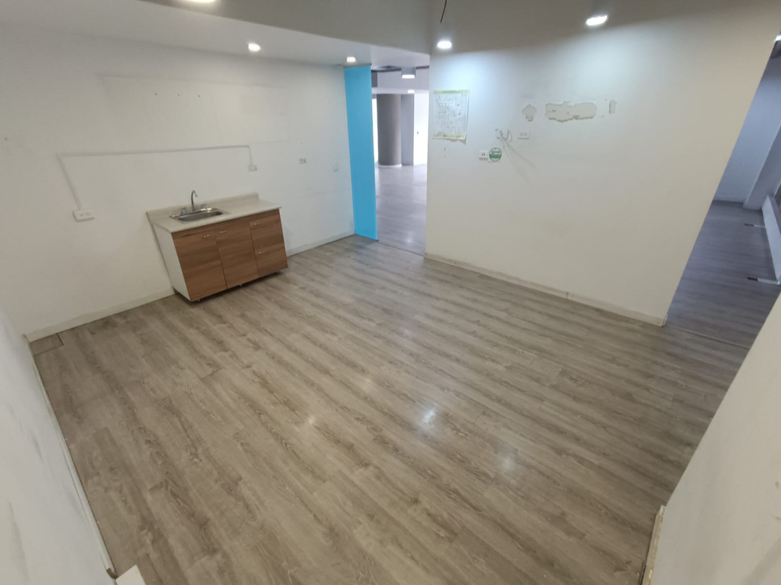 OFICINA EN VENTA O ARRIENDO CHICO NORTE 20 79812120251027051136.jpeg