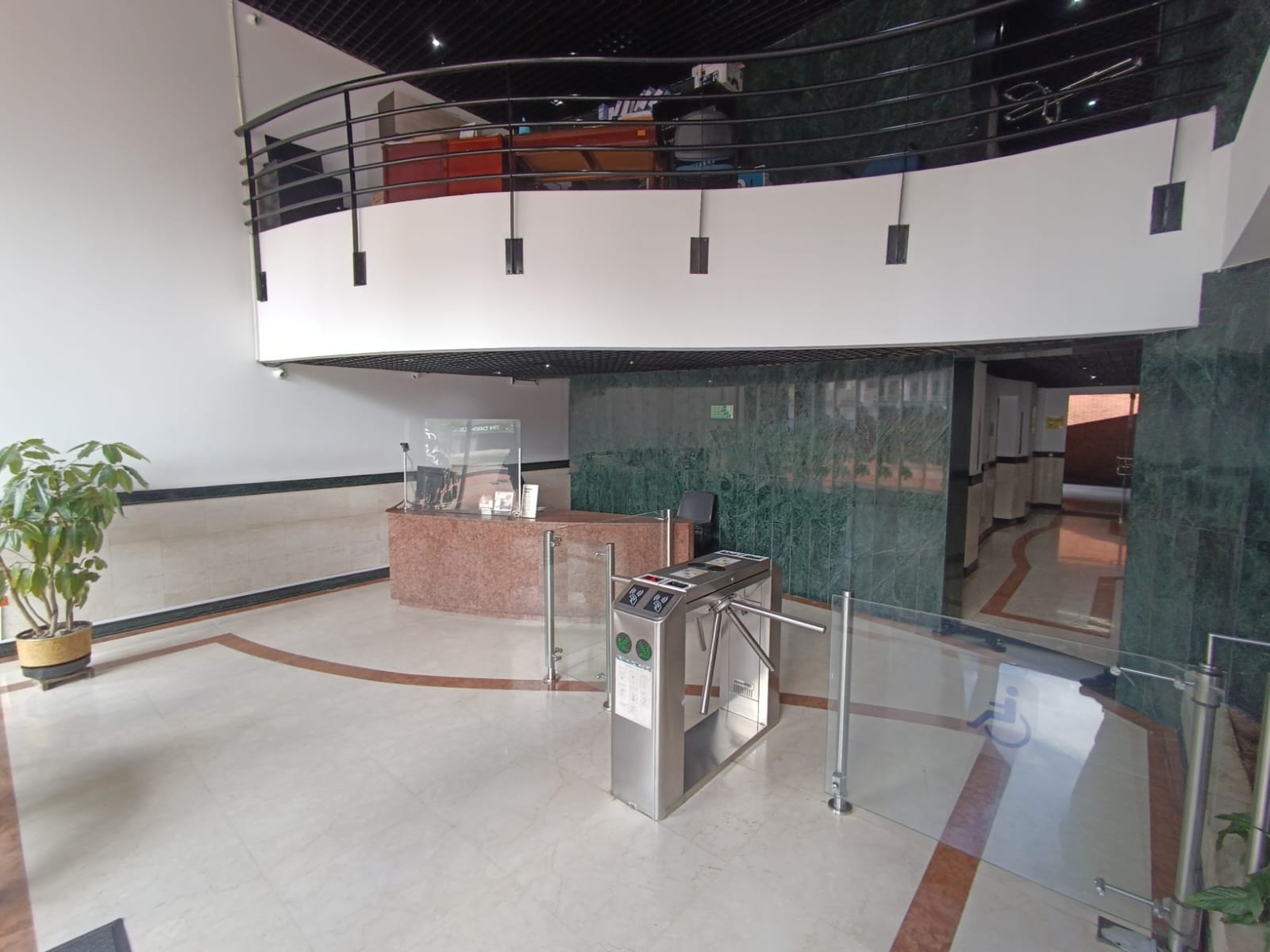 OFICINA EN ARRIENDO, SECTOR SANTA BARBARA, USAQUEN 13 OFICINA EN ARRIENDO, SECTOR SANTA BARBARA, USAQUEN