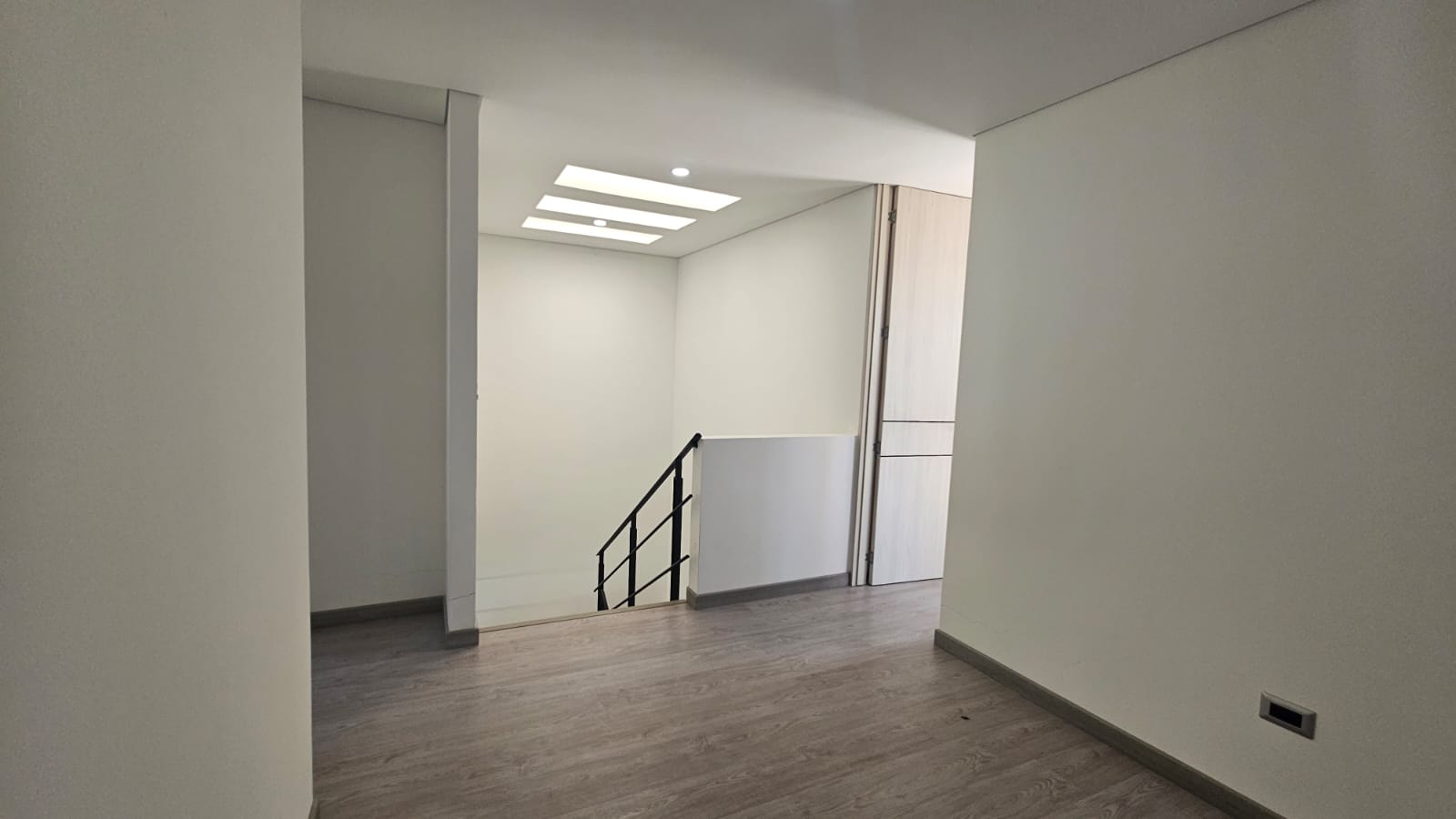 SE ARRIENDA CASA EN COTA, VEREDA LA MOYA ,CAMELLON DE LOS MANZANOS 18 79813220240111124905.jpg