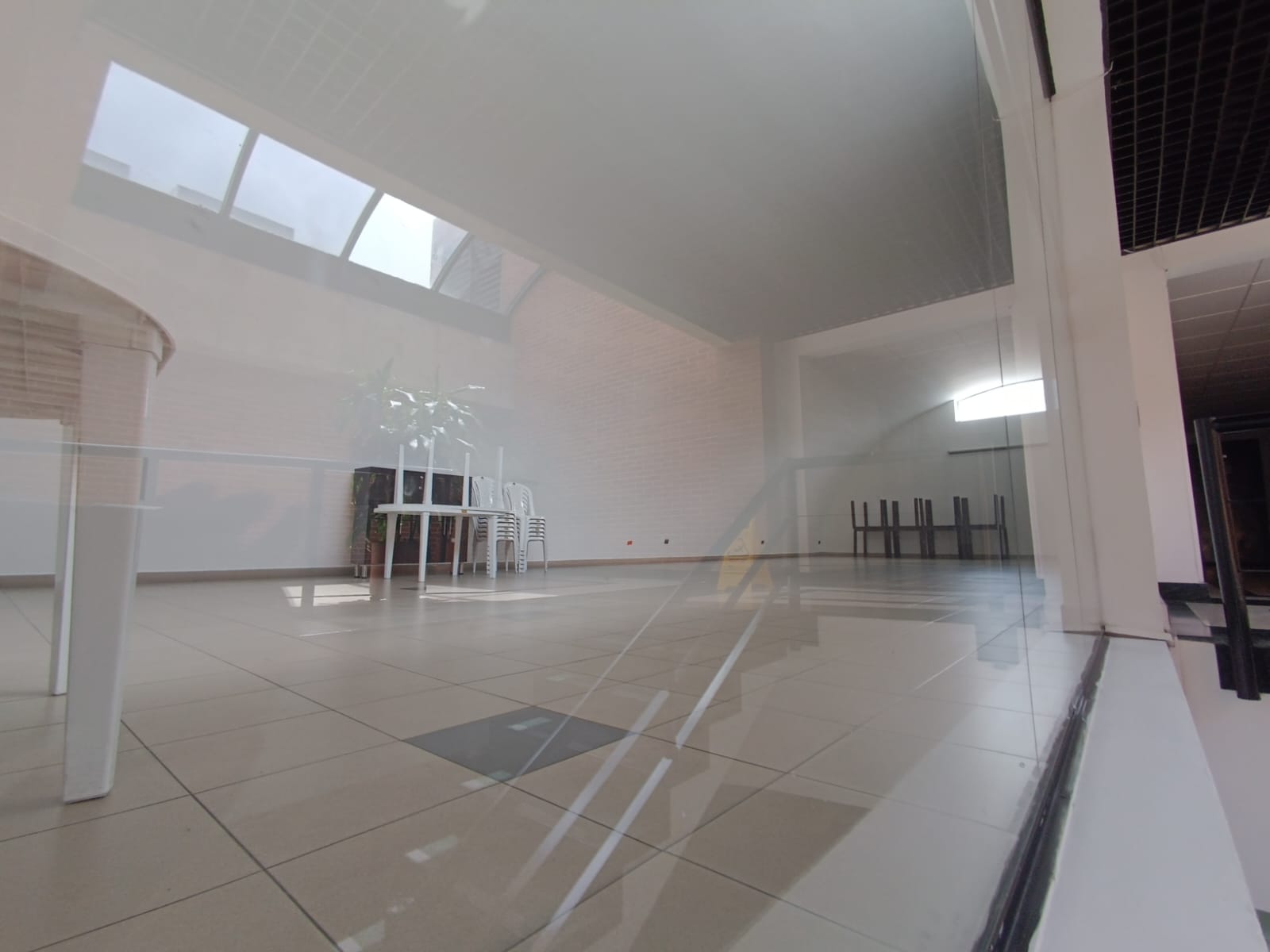 OFICINA EN VENTA O ARRIENDO CHICO NORTE 8 7981520251027051132.jpeg