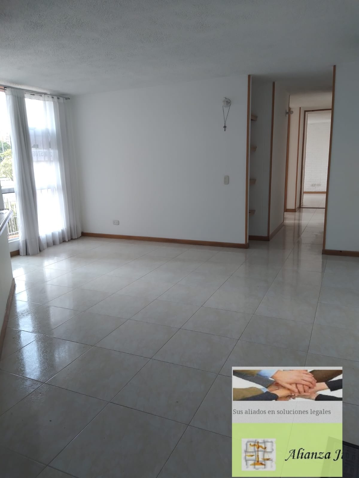 OPORTUNIDAD EXCELENTE RELACIÓN PRECIO UBICACIÓN, ILUMINADO, ESTRATO 4. 8 OPORTUNIDAD EXCELENTE RELACIÓN PRECIO UBICACIÓN, ILUMINADO, ESTRATO 4.