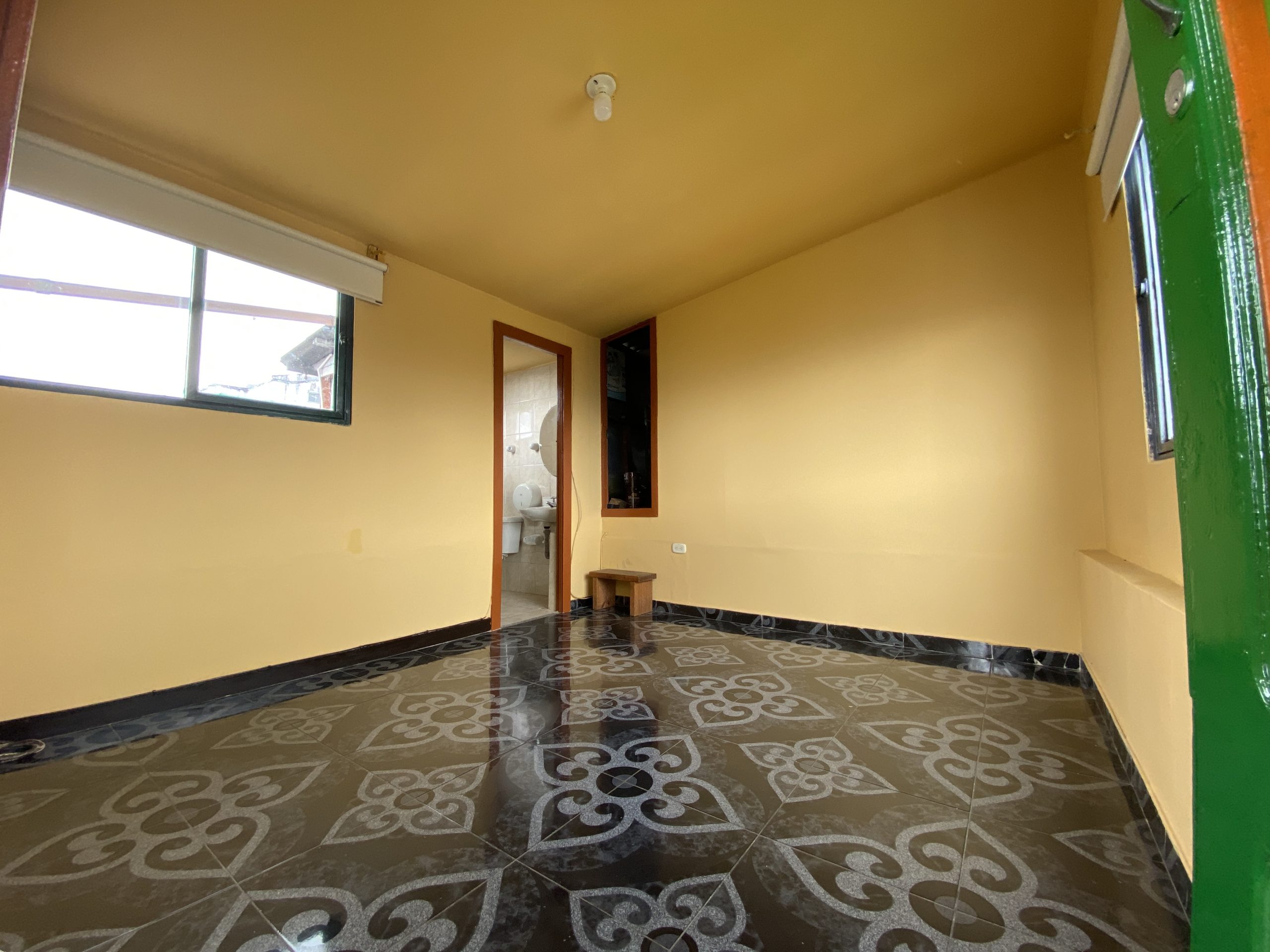 LOCAL EN ARRIENDO EN FUNDADORES MANIZALES | ARRIENDOS MZL 10 83931120251027115054.jpg