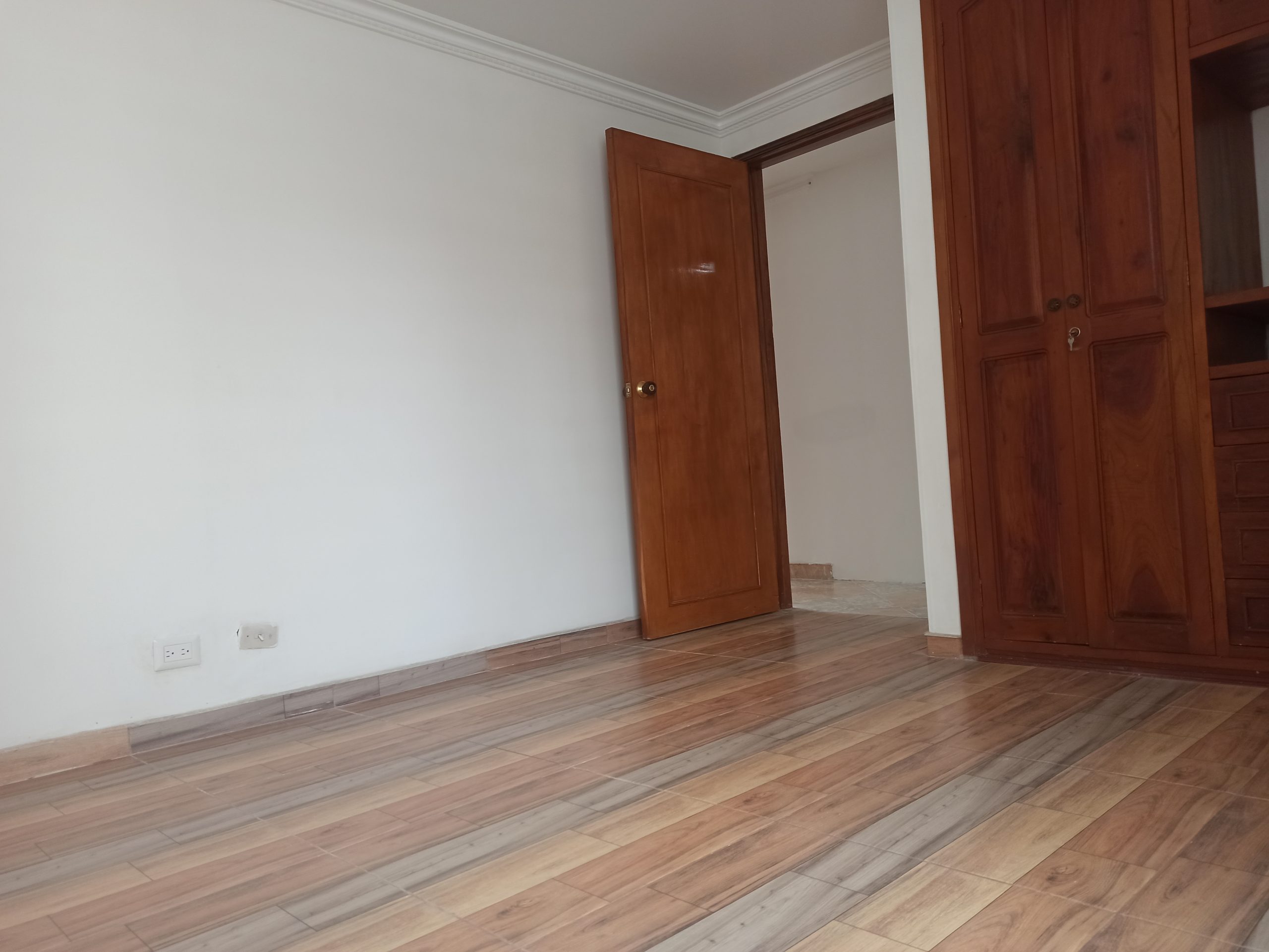 ARRIENDO APARTAMENTO EN CAMPOHERMOSO, MANIZALES | ARRIENDOS MANIZALES 19 83931720240918025249.jpg