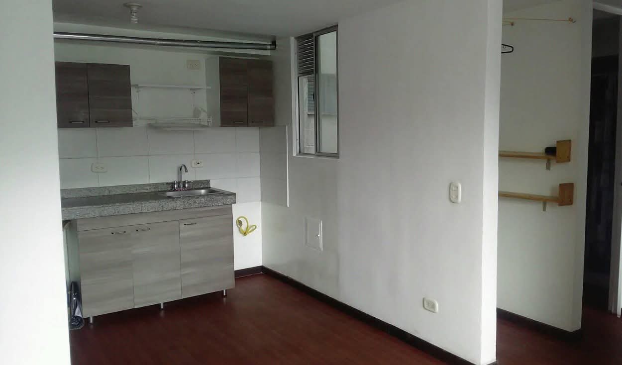 Agradable apartamento muy cerca del centro de Bogotá. Parqueadero privado. 3 Agradable apartamento muy cerca del centro de Bogotá. Parqueadero privado.
