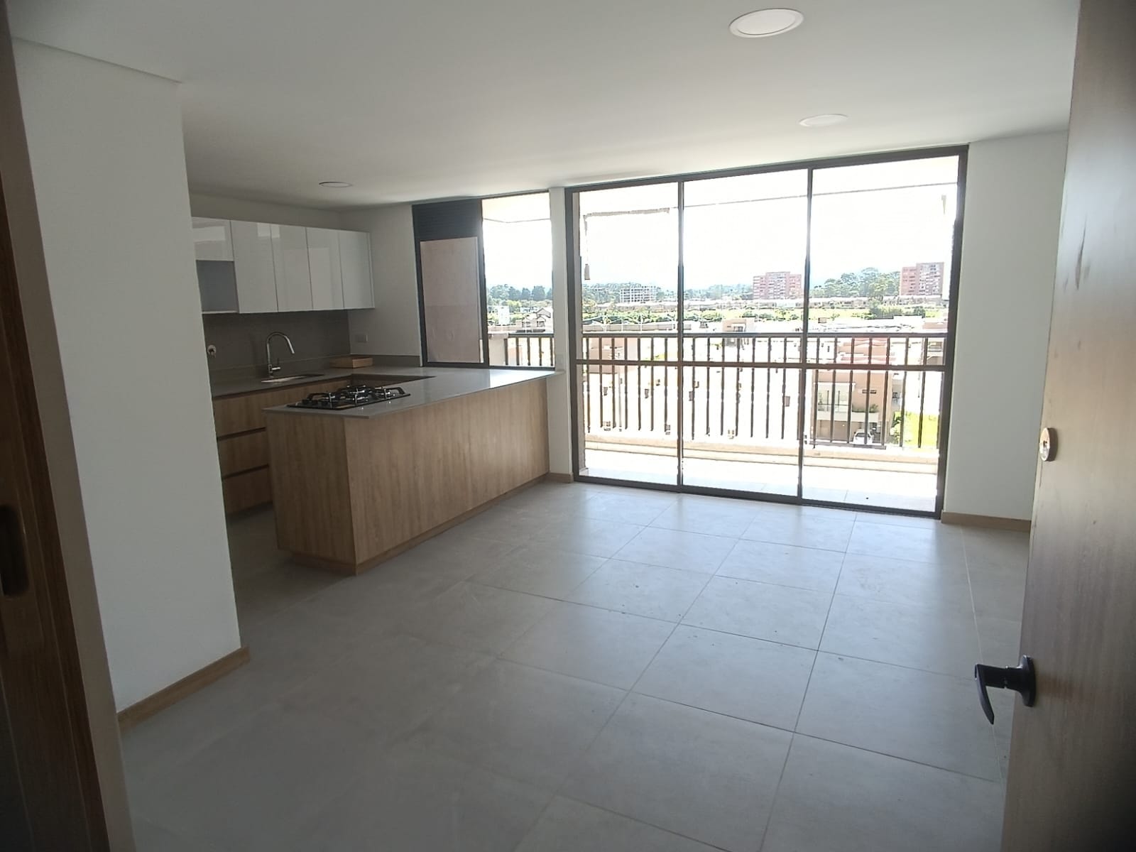 APARTAMENTO EN EL POBLADO LOMA DEL ENCIERRO