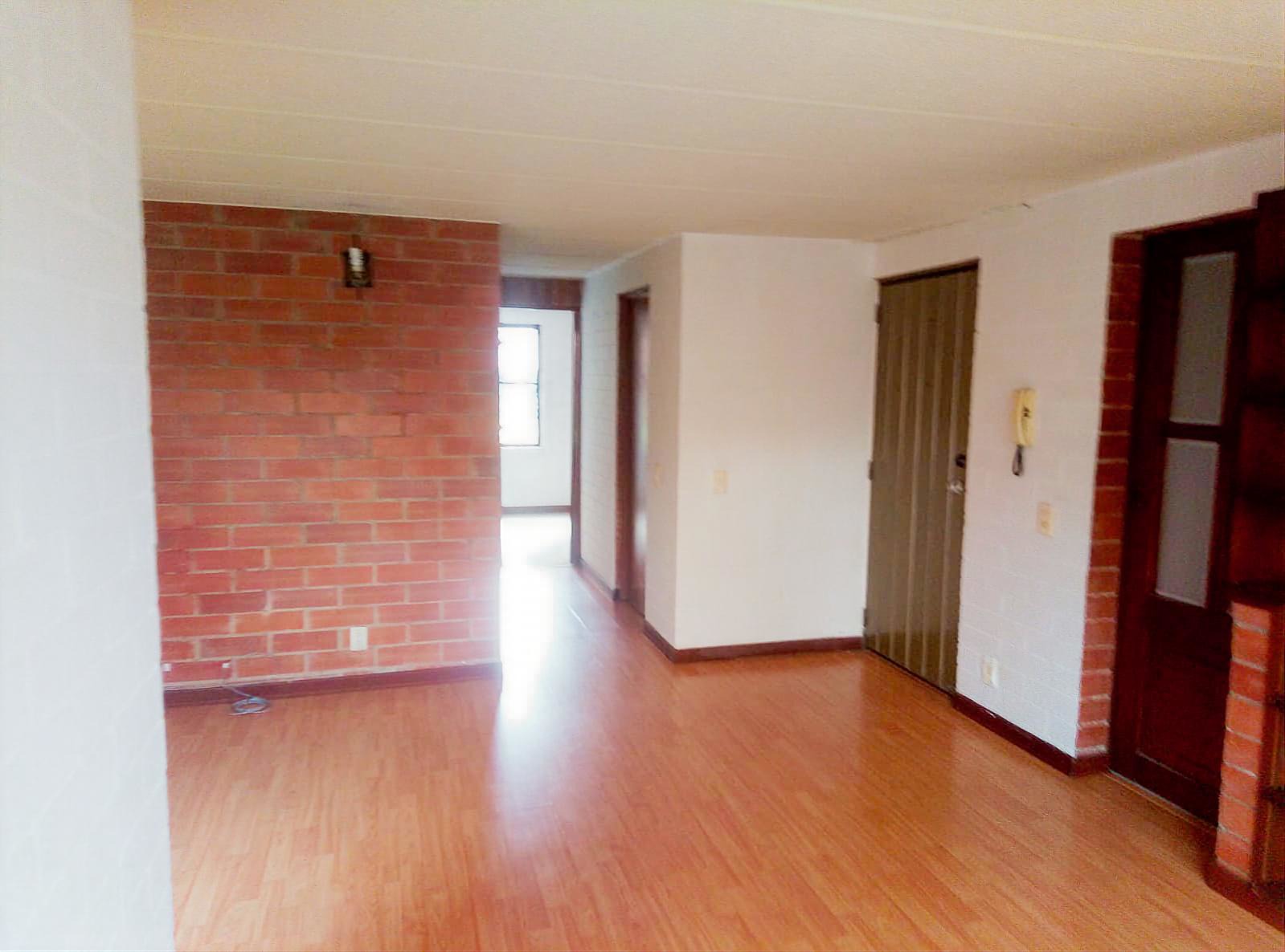 Amplio Apartamento en arriendo en Bogotá Santa Matilda