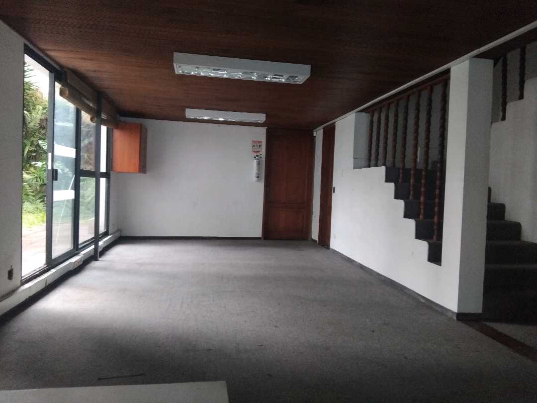 Arrienda Casa Comercial Av Santander Manizales 15 arrienda_casa_comercial_av_san_1761583684-6263_190.jpeg