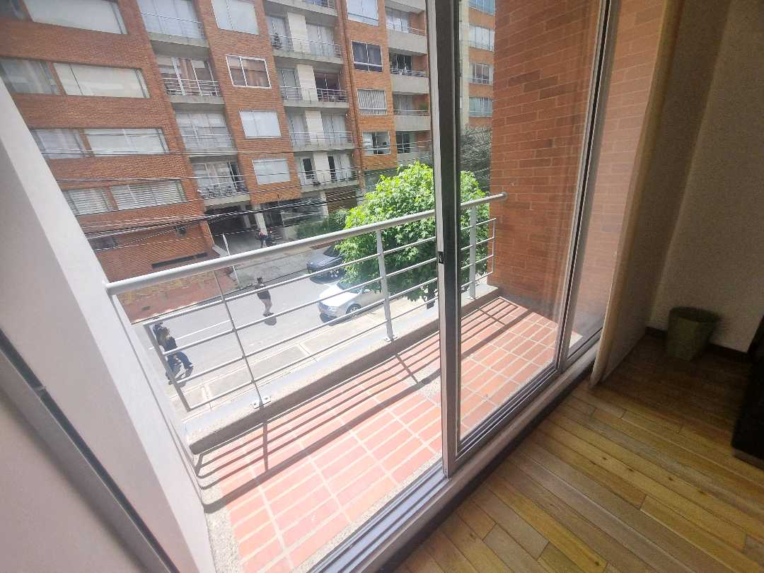 ARRIENDO APARTAMENTO AMOBLADO DE UNA HABITACION CHICO RESERVADO BOGOTA 4 arriendo_apartamento_amoblado_1761159694-8908_5612.jpeg