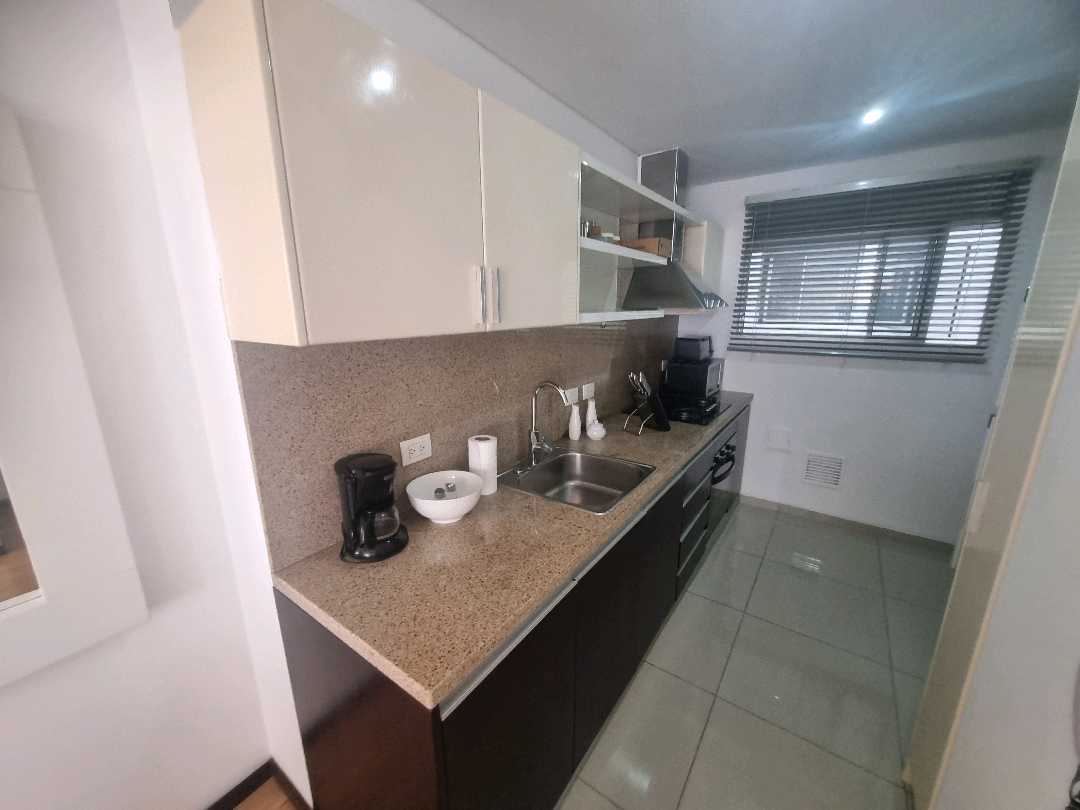 ARRIENDO APARTAMENTO AMOBLADO DE UNA HABITACION CHICO RESERVADO BOGOTA 7 arriendo_apartamento_amoblado_1761159704-2127_485.jpeg