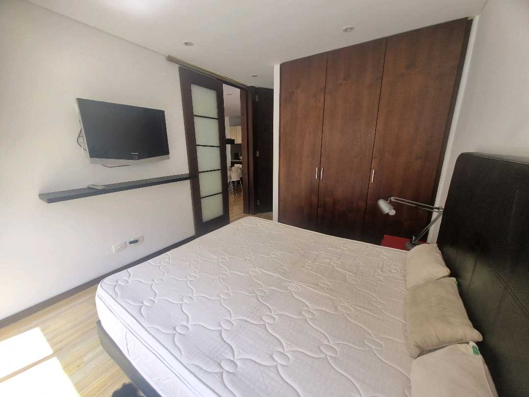 ARRIENDO APARTAMENTO AMOBLADO DE UNA HABITACION CHICO RESERVADO BOGOTA 13 arriendo_apartamento_amoblado_1761159742-806_590.jpeg
