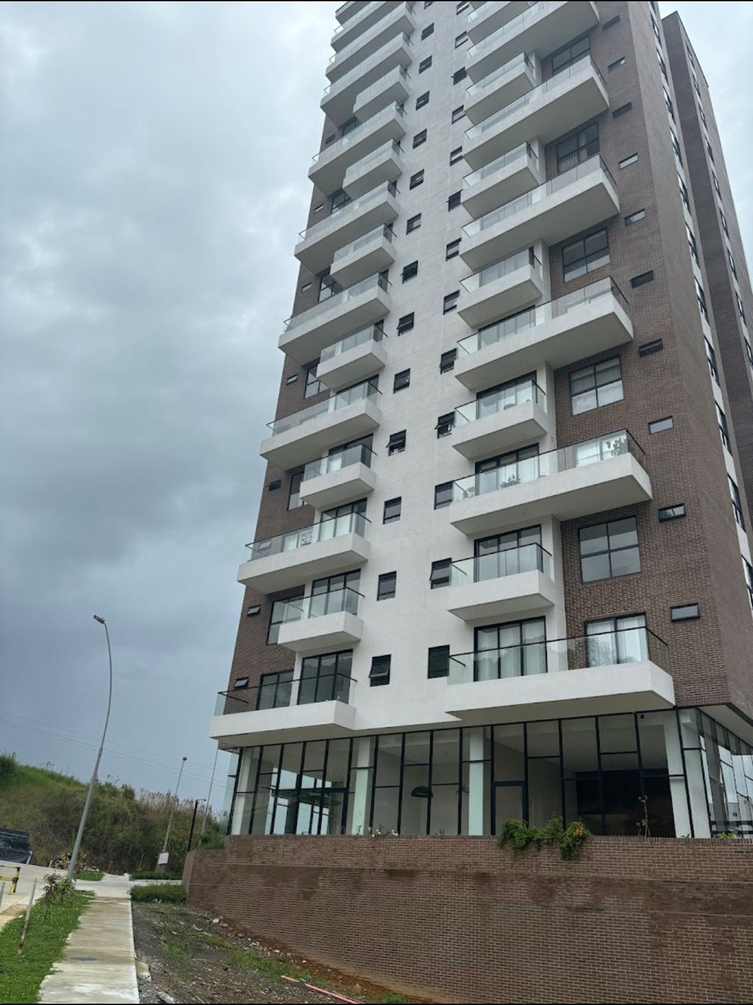 Arriendo Apartamento de 1 alcoba en Pinares 9 arriendo_apartamento_de_1_alco_1761260062-8716_8058.jpeg