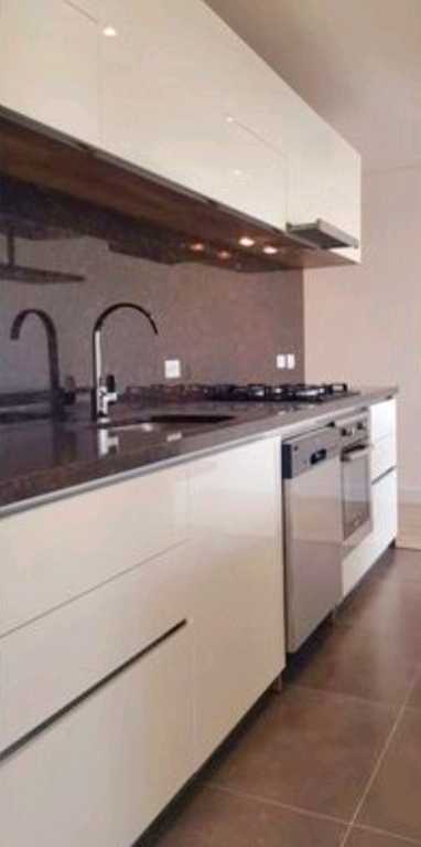 Arriendo Chico 2 alcobas, baños y garajes. Club house 21 arriendo_chico_2_alcobas_baos_1761228878-9298_7015.jpeg