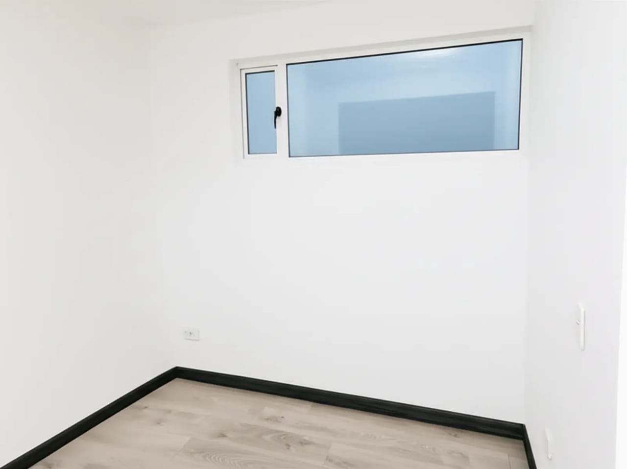 Arriendo hermoso apartamento en centro mayor. 8 Arriendo hermoso apartamento en centro mayor.