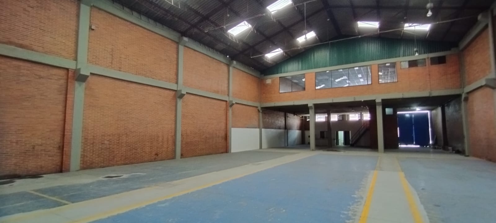 ARRIENDO OFICINA 431 M2 CENTRO EMPRESARIAL AV DORADO, BOGOTA D.C