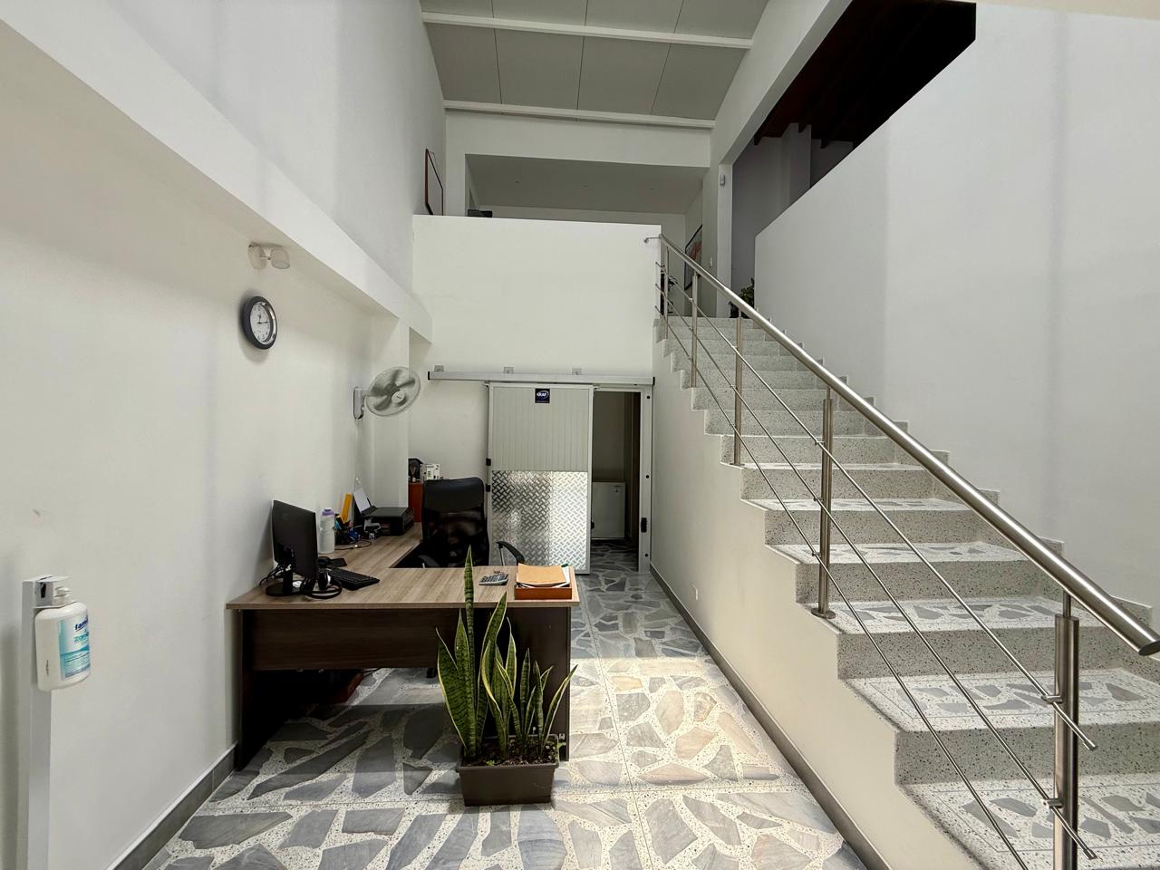 LOCAL COMERCIAL LA CANDELARIA CENTRO COD GB118621